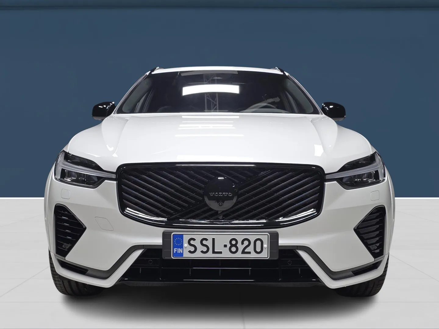 Autokuva 2 - SSL-820