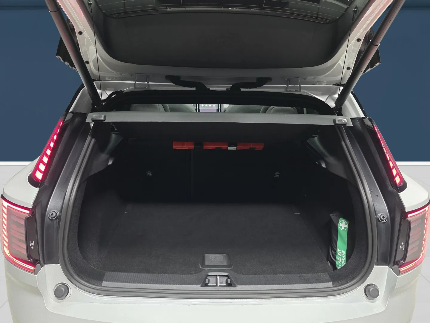 Autokuva 11 - SSL-827