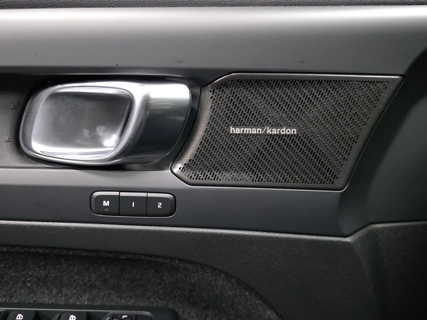 Autokuva 15 - SYY-439