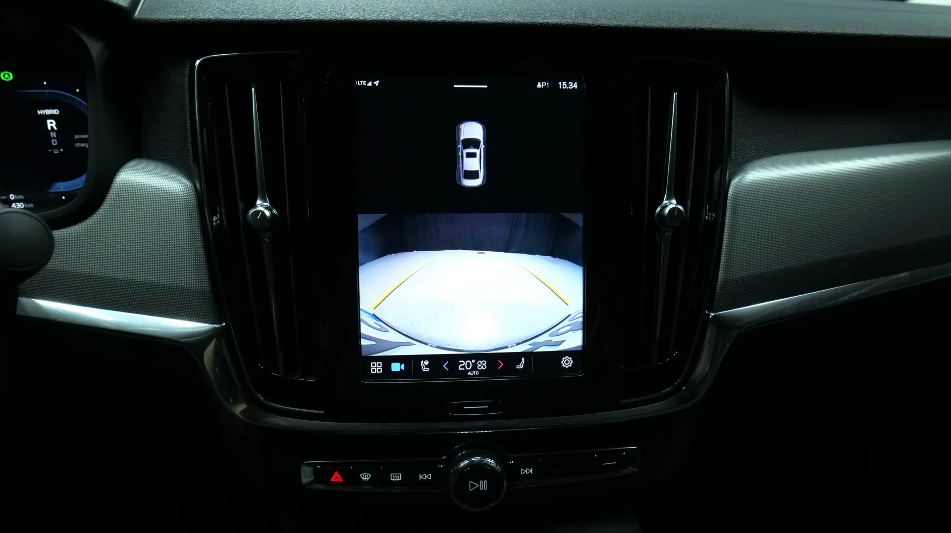 Autokuva 9 - SYY-480