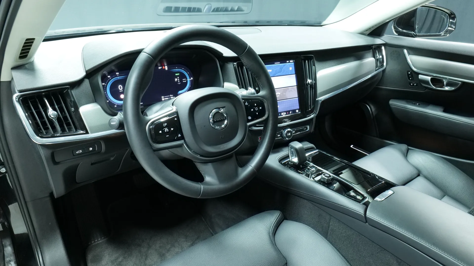 Autokuva 13 - SYY-480