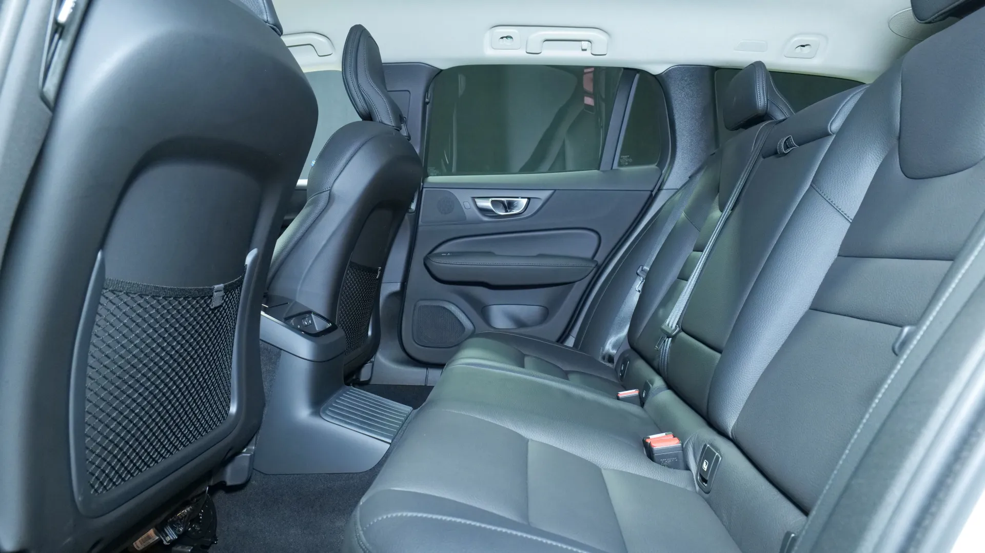 Autokuva 16 - SZH-405