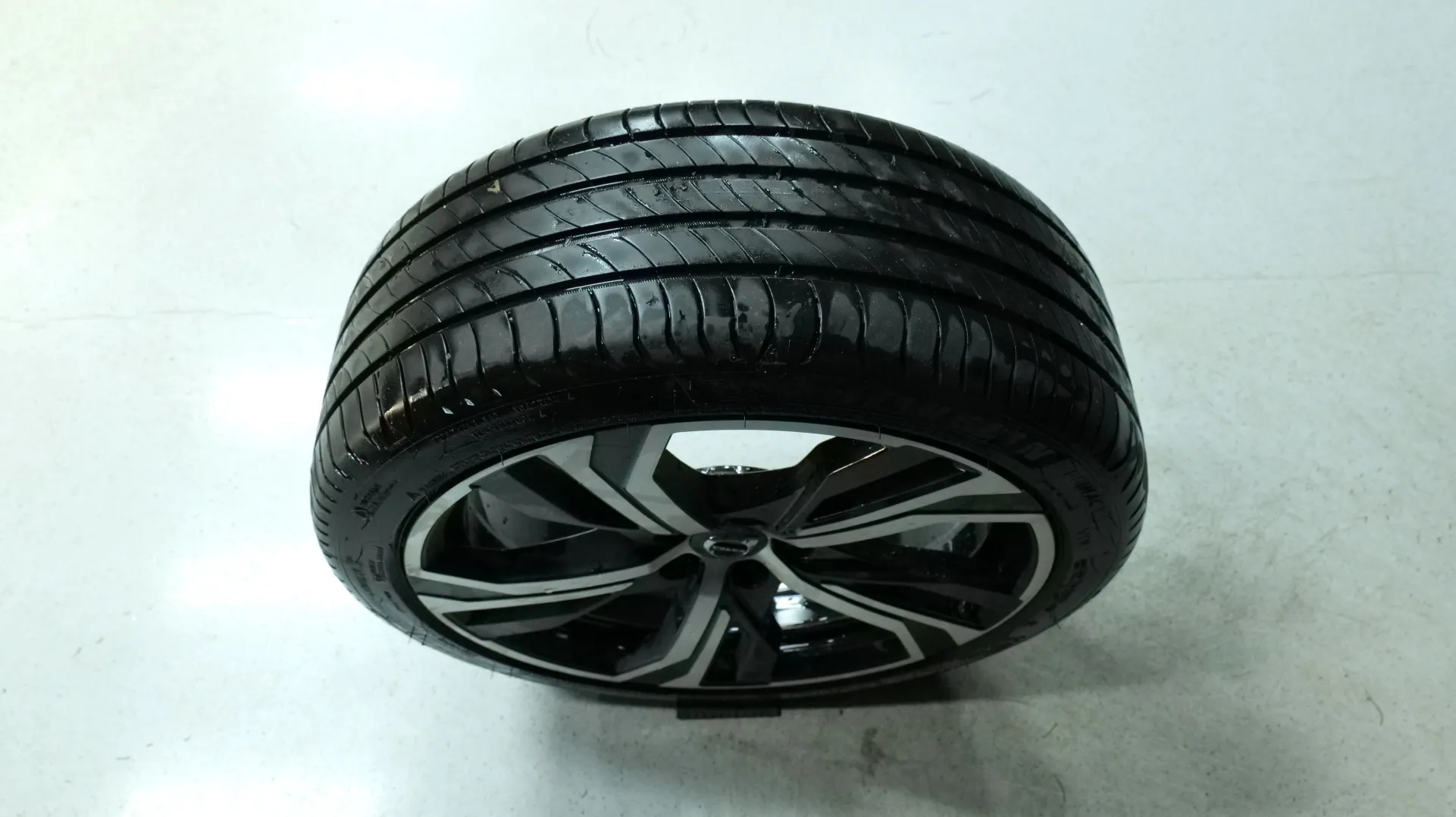 Autokuva 20 - SZH-405