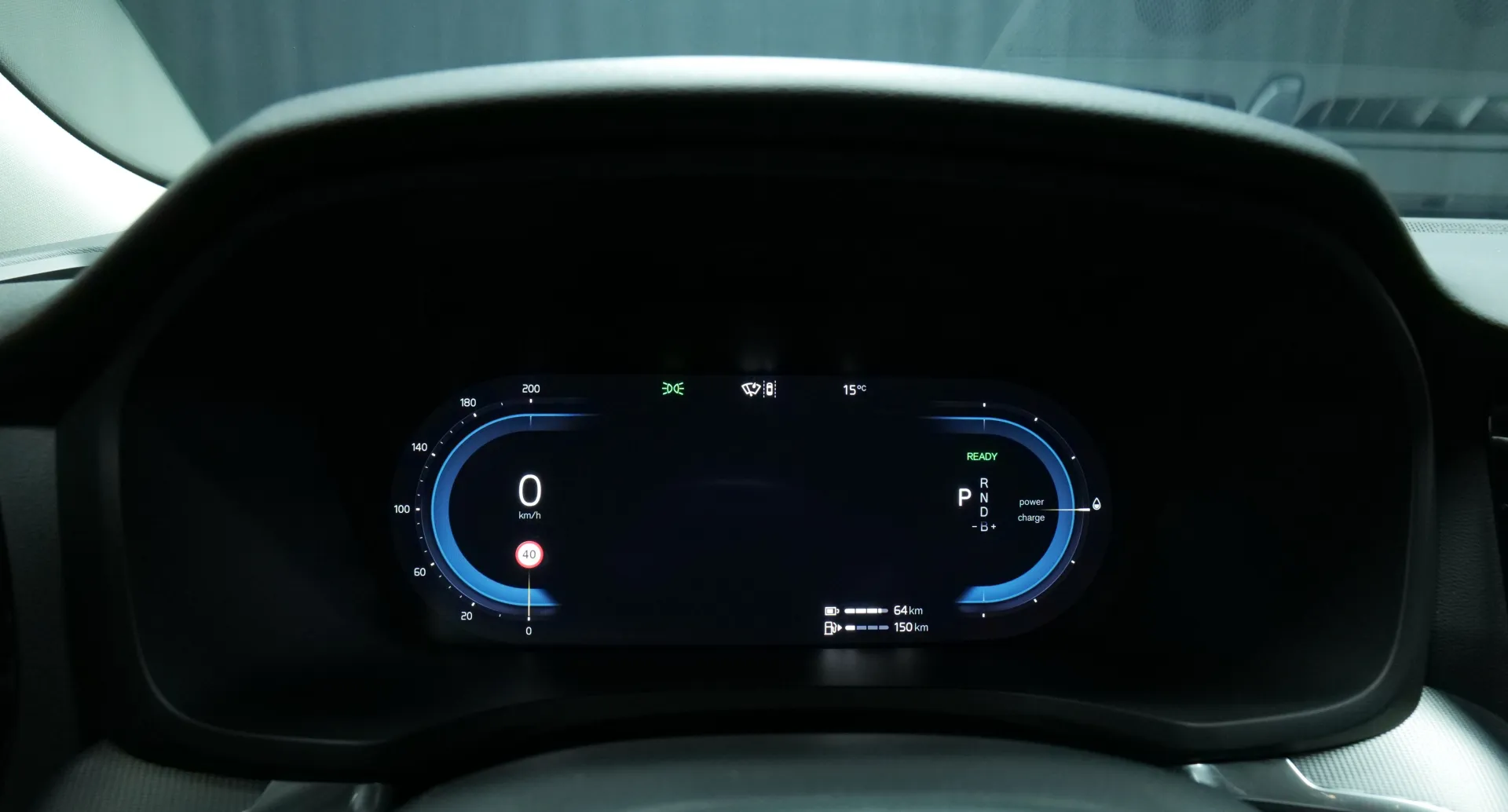 Autokuva 6 - SZH-405