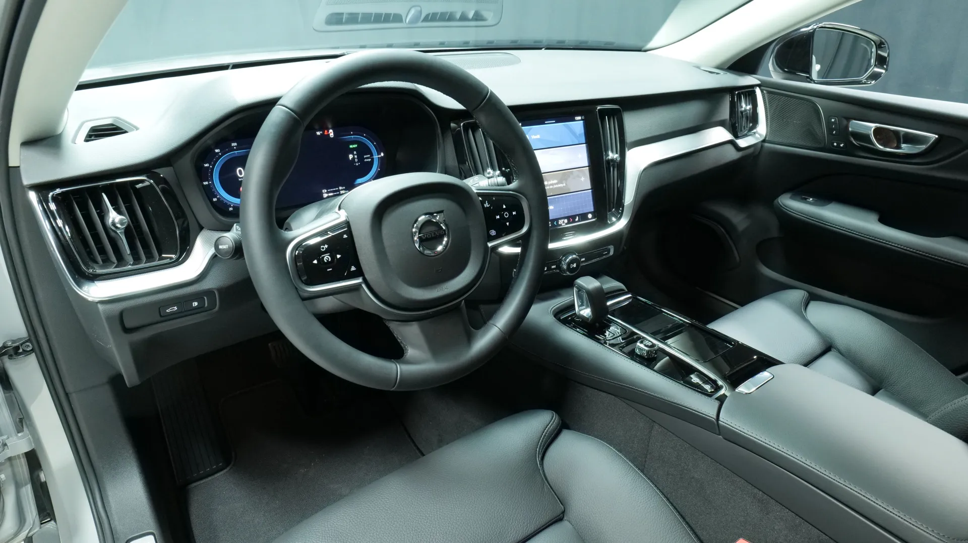 Autokuva 13 - SZH-416