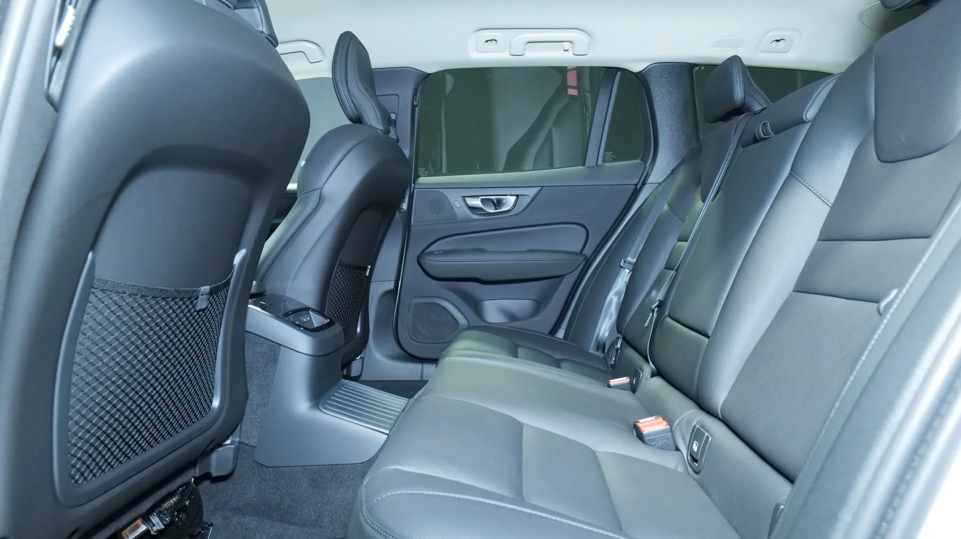 Autokuva 16 - SZH-416