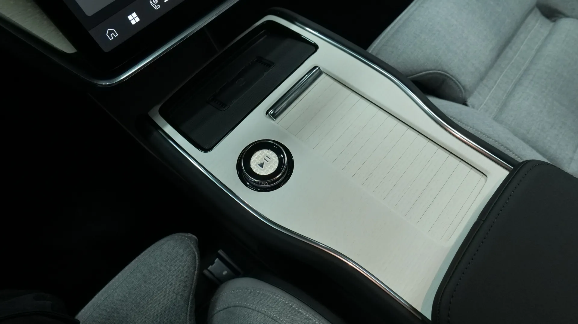 Autokuva 9 - SZH-796