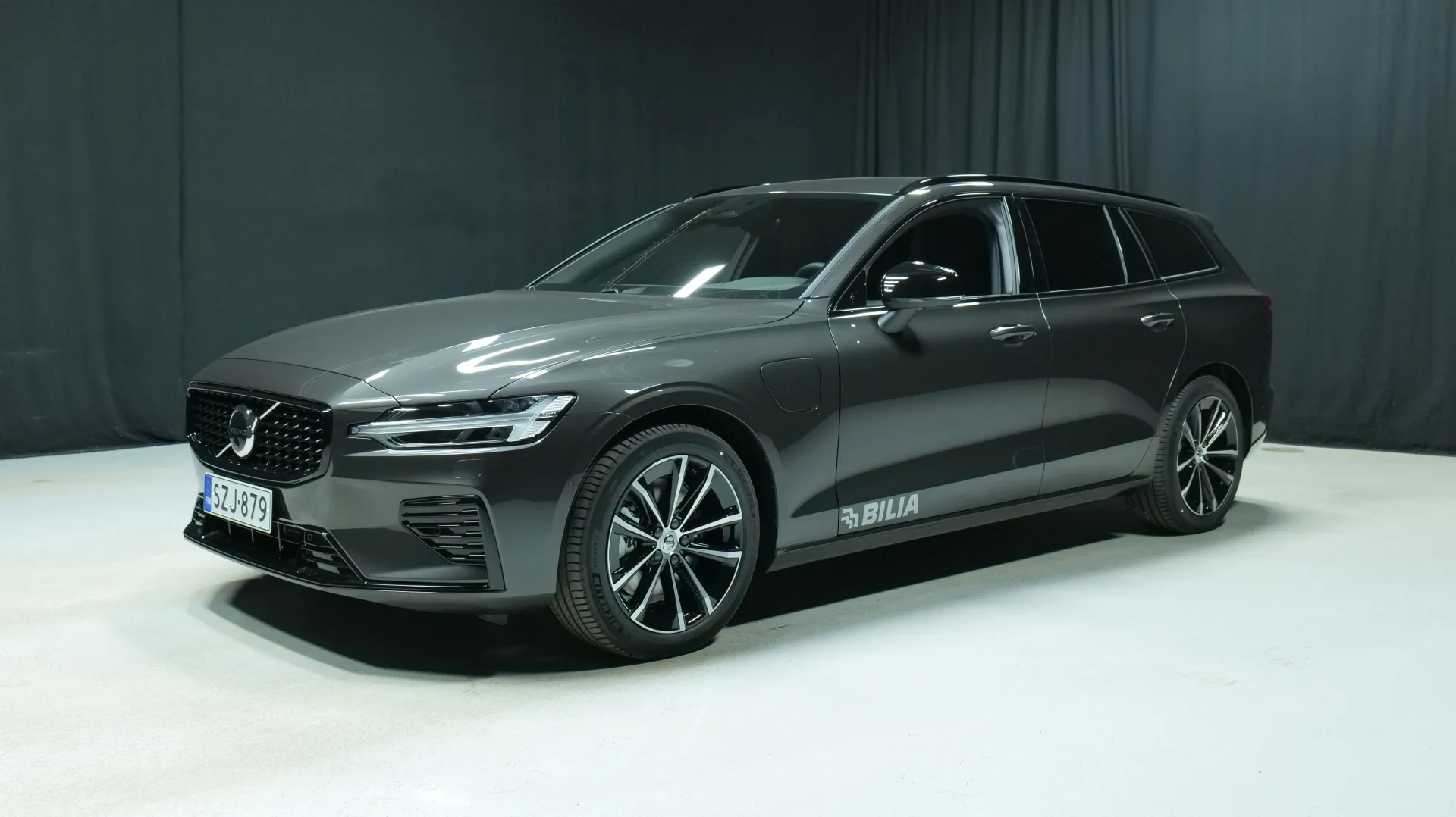 Volvo V60 SZJ-879