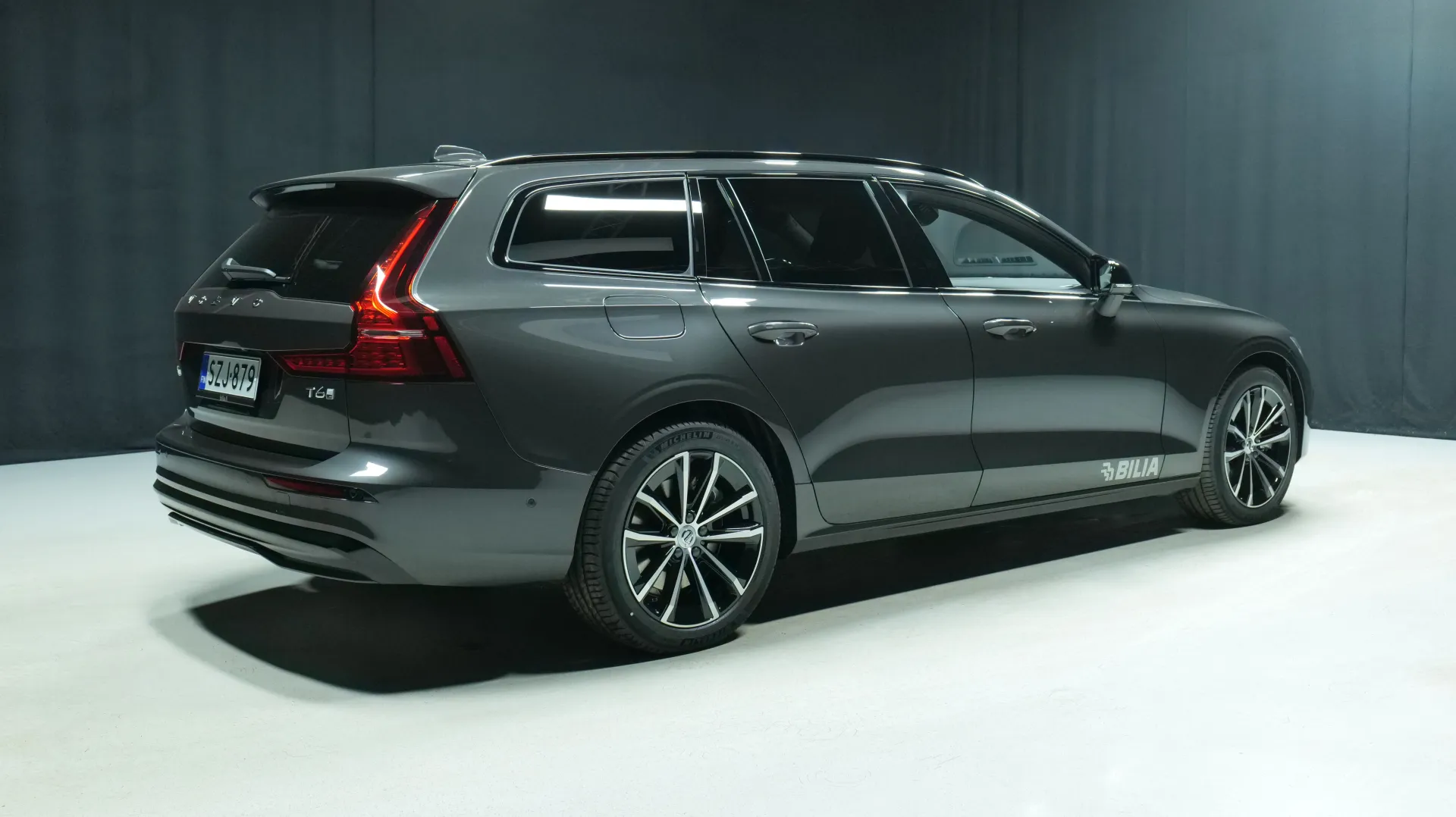 Autokuva 3 - SZJ-879