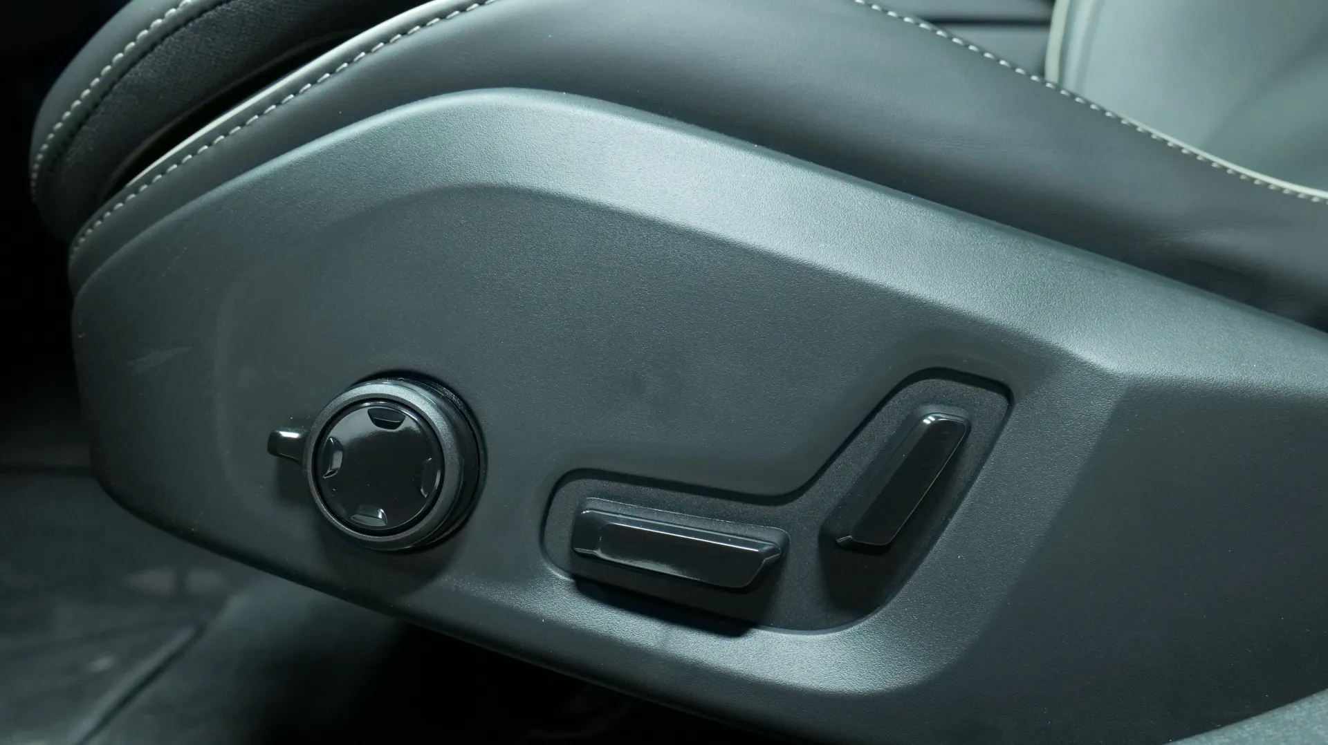 Autokuva 11 - SZJ-879