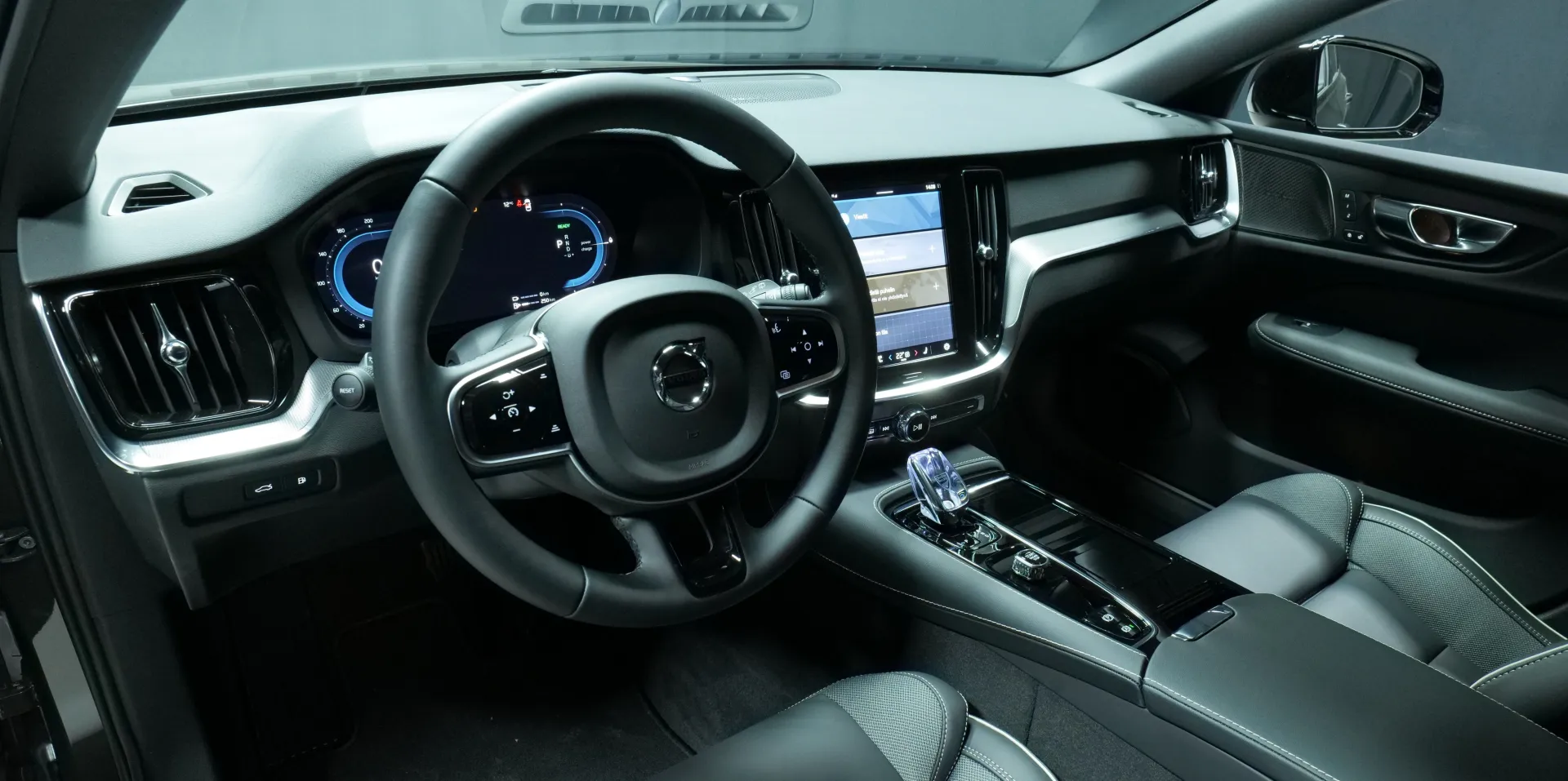 Autokuva 13 - SZJ-879