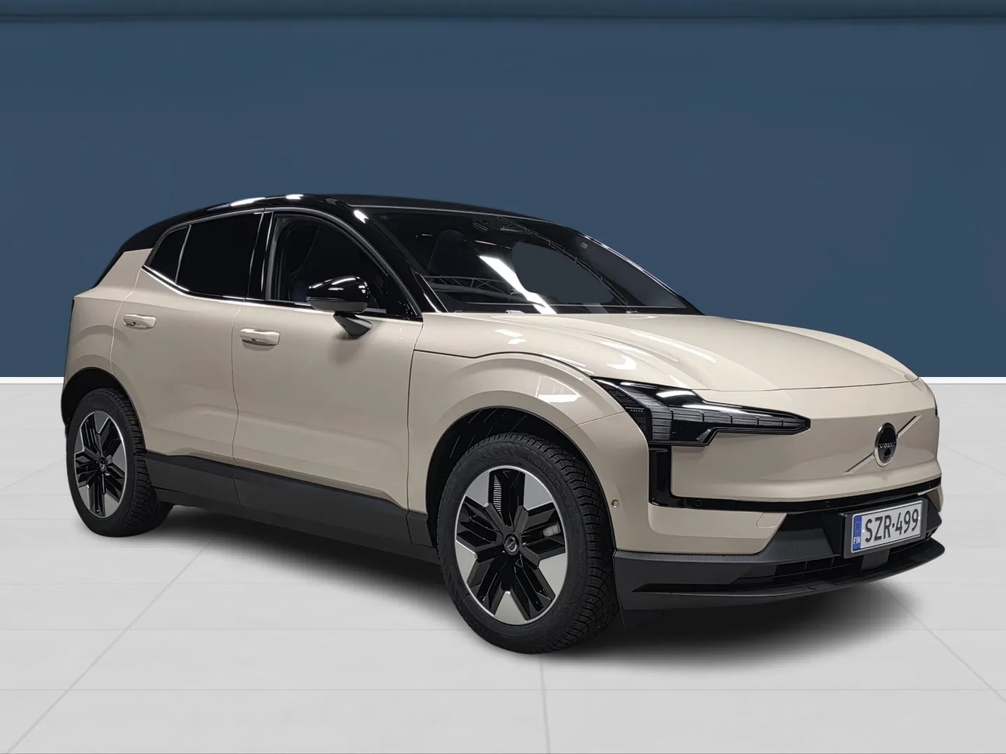 Autokuva 3 - SZR-499