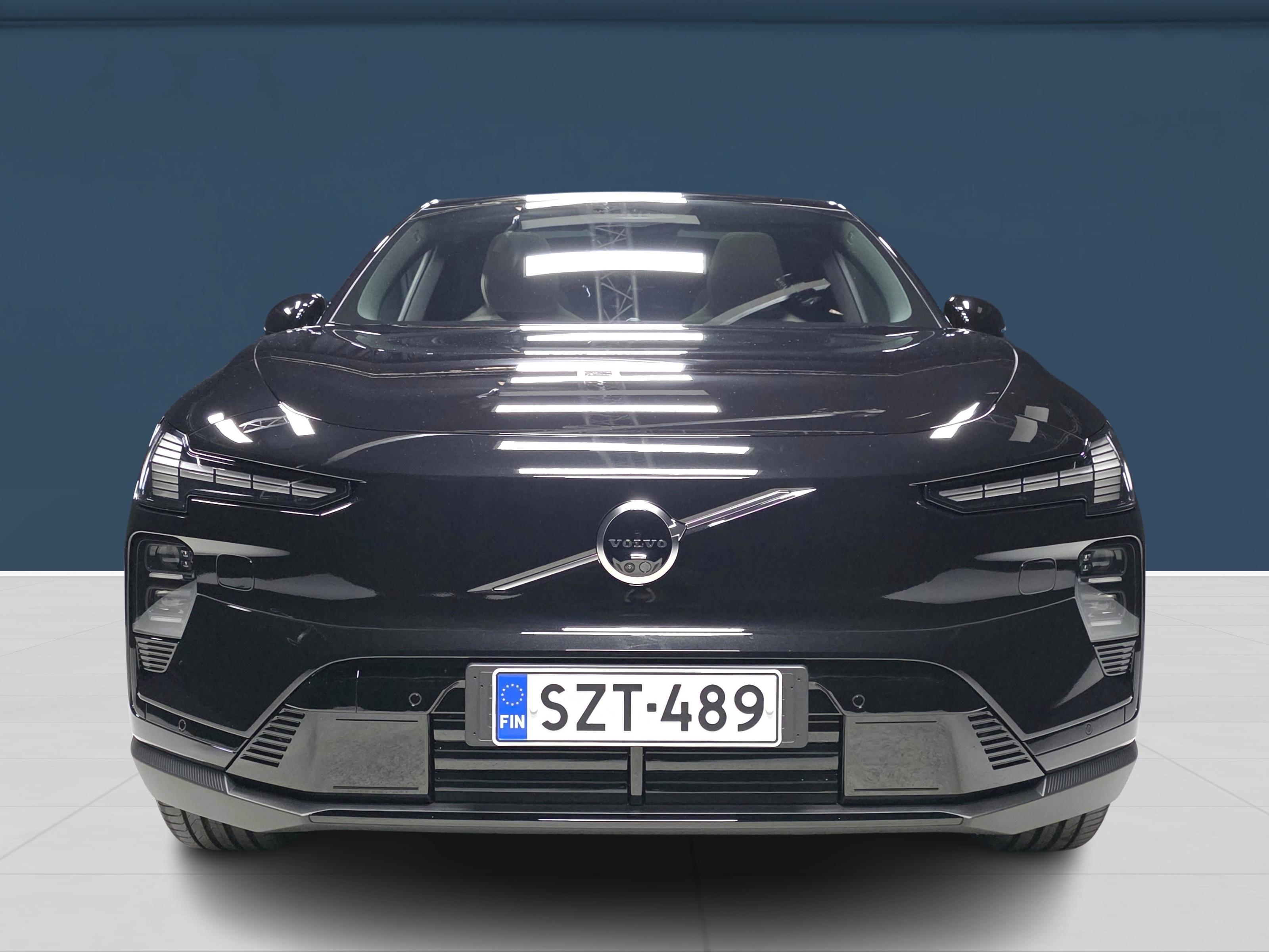 Volvo EX60 P10 AWD Ultra 2027, photo 2/17