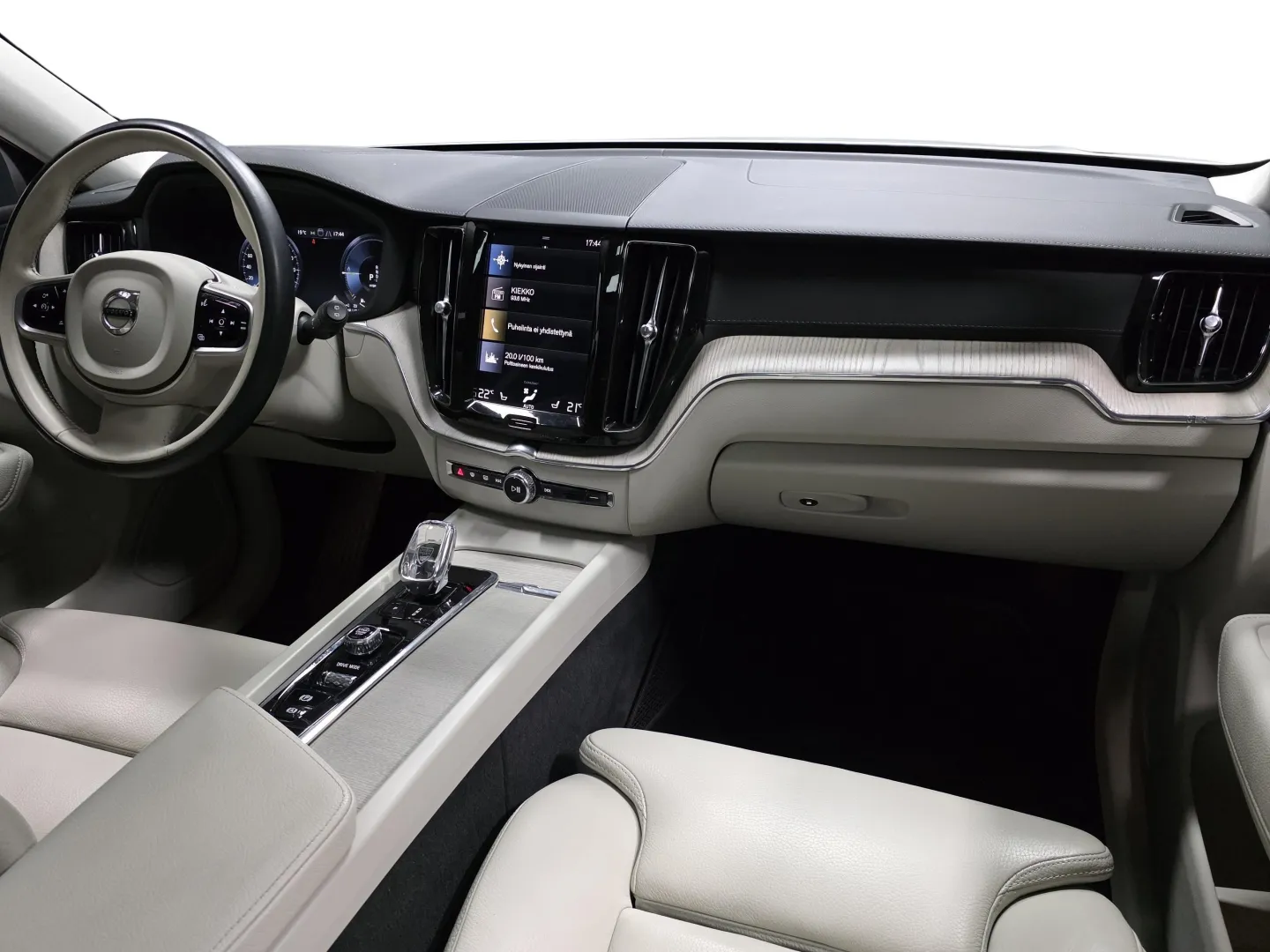 Autokuva 18 - SZU-773