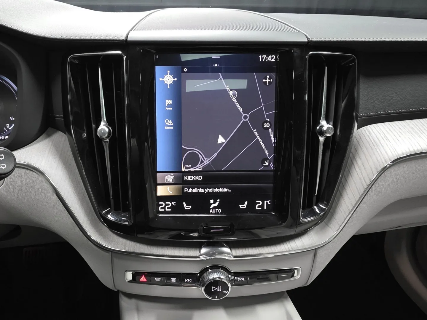 Autokuva 13 - SZU-773