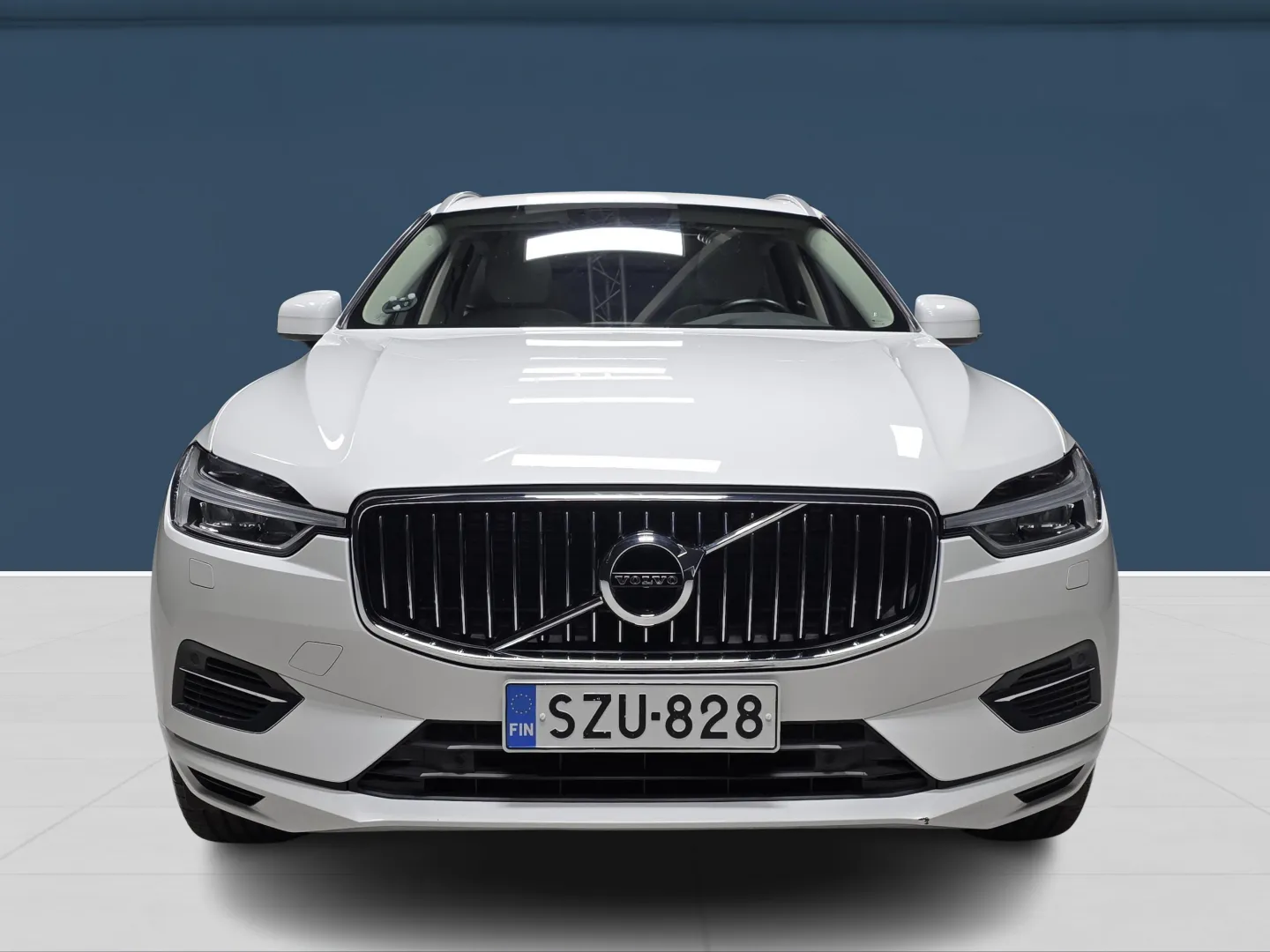 Autokuva 2 - SZU-828