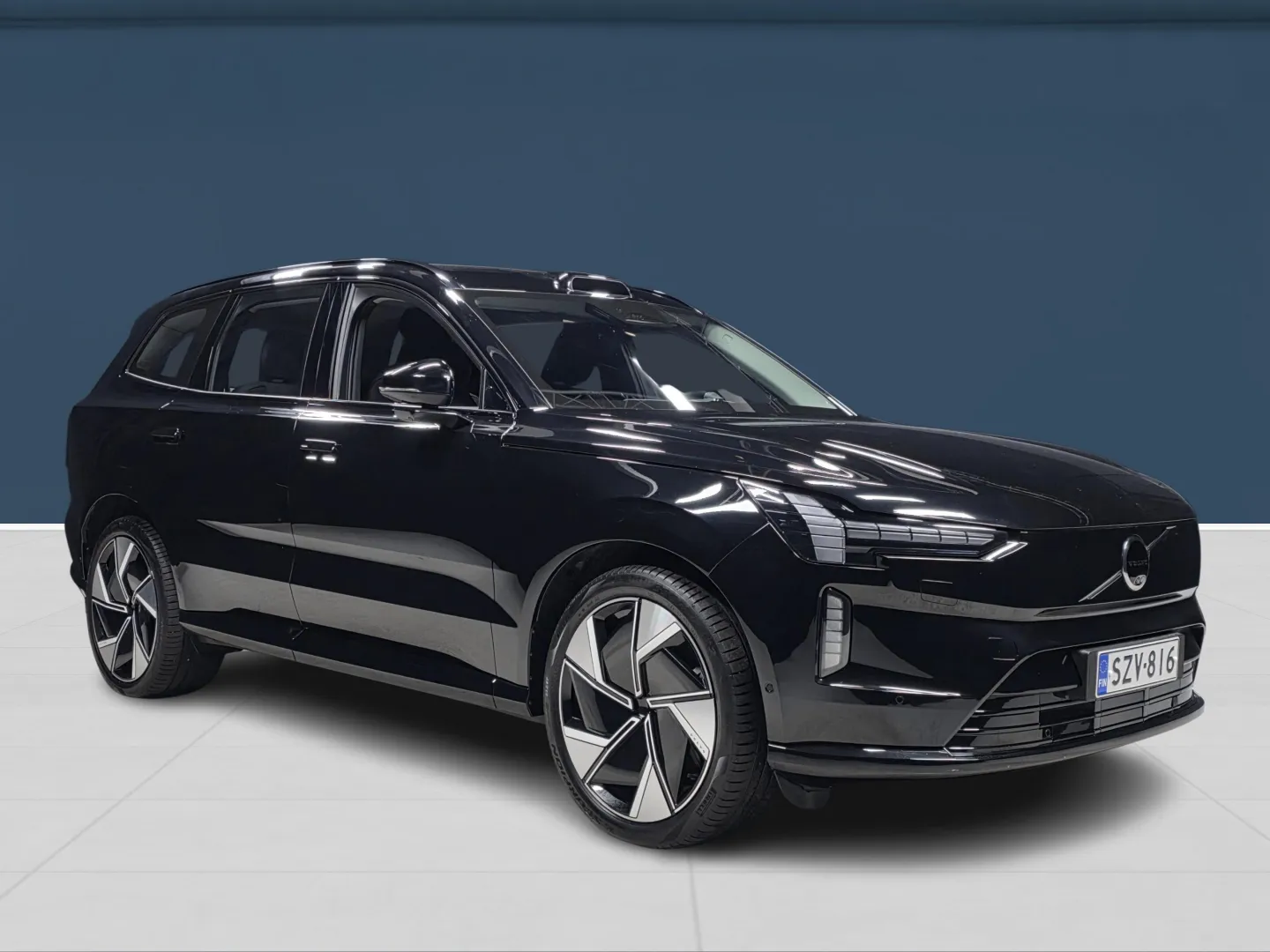 Autokuva 3 - SZV-816