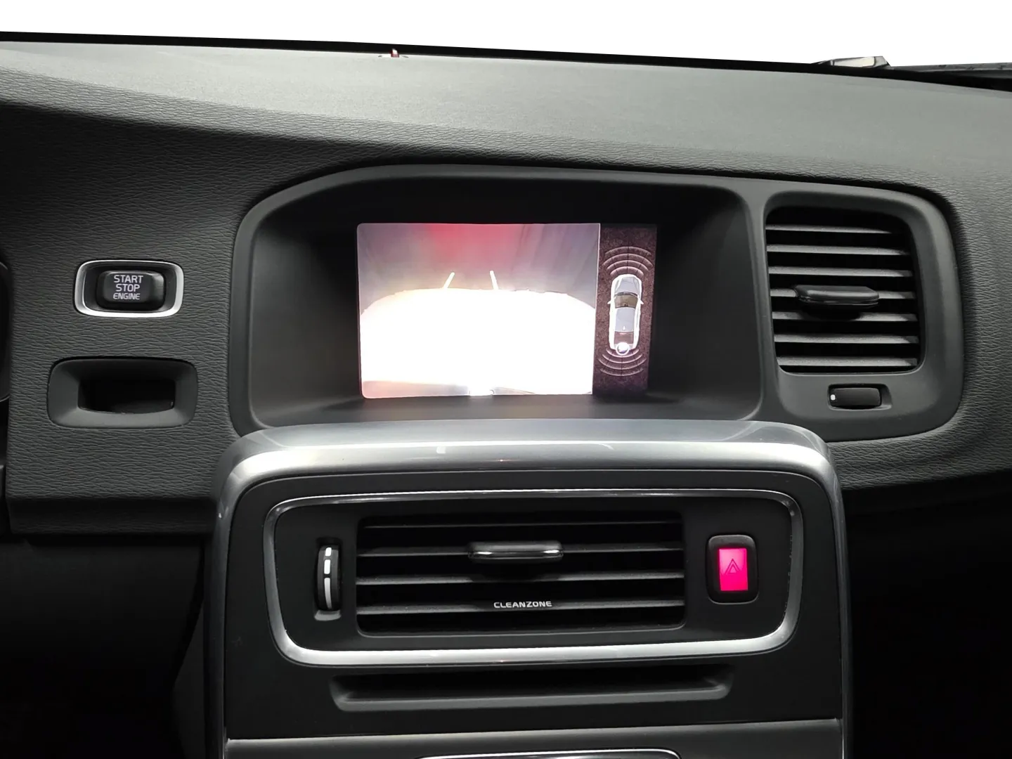 Autokuva 14 - XOM-979