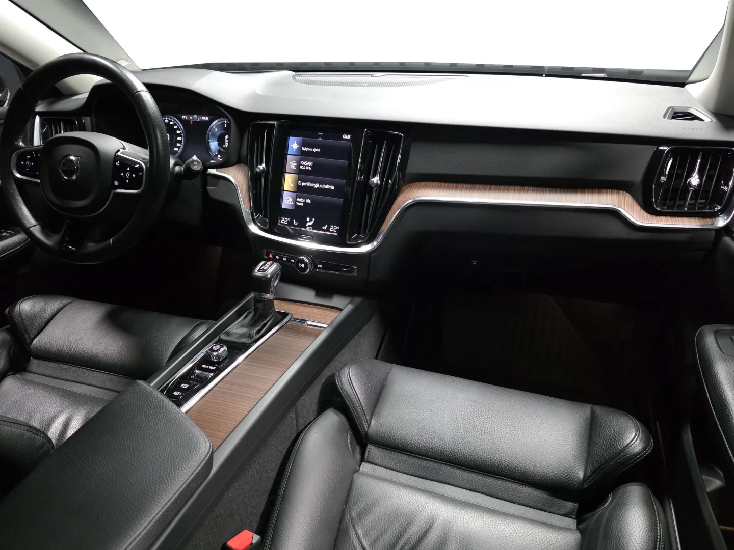 Autokuva 19 - XOZ-611