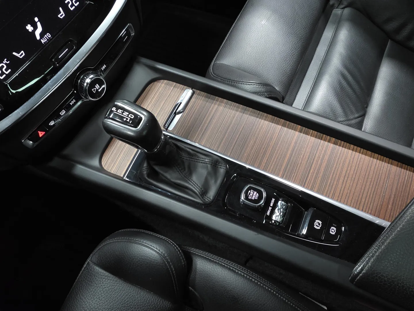 Autokuva 15 - XOZ-611