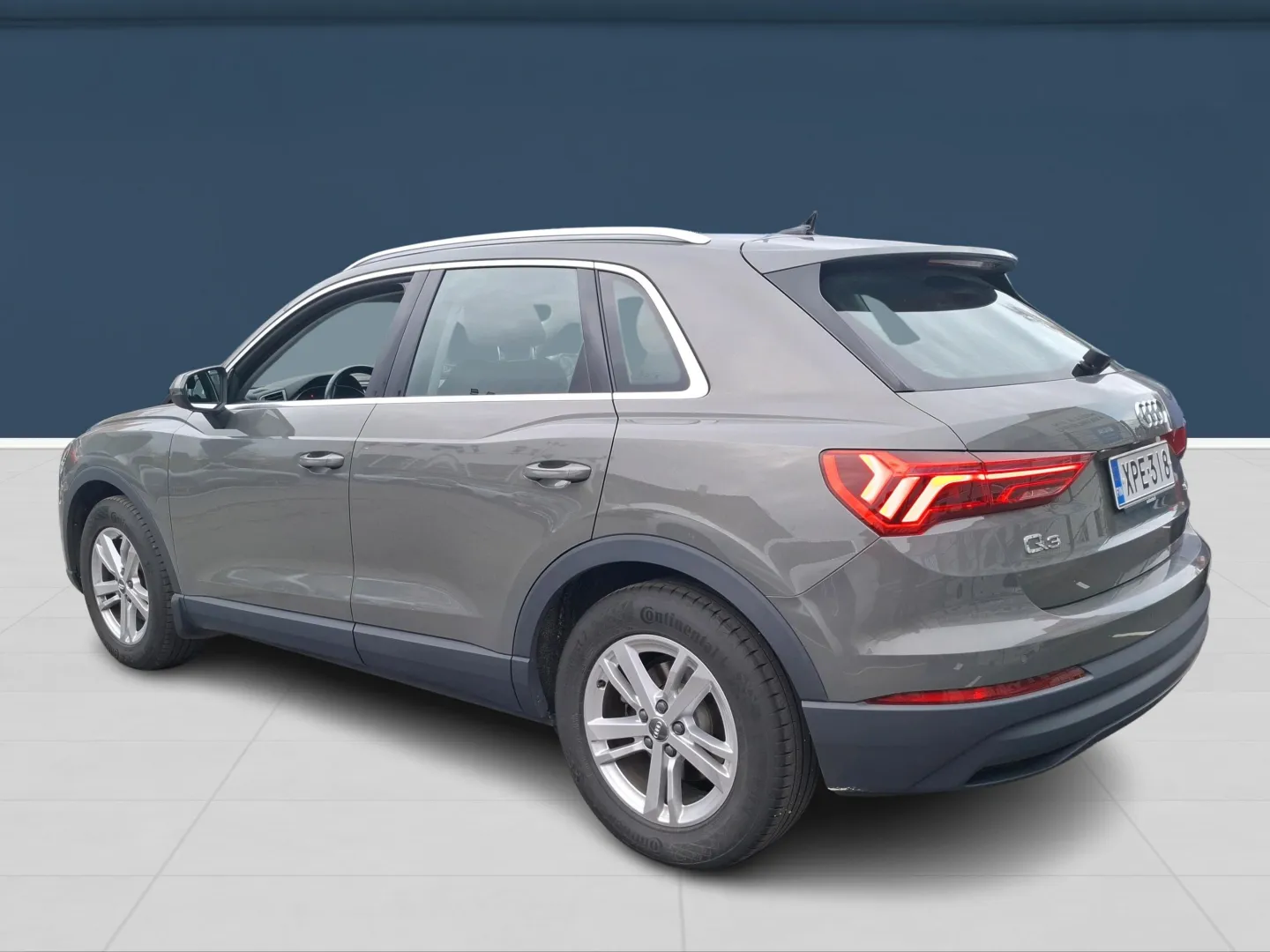 Autokuva 9 - XPE-318