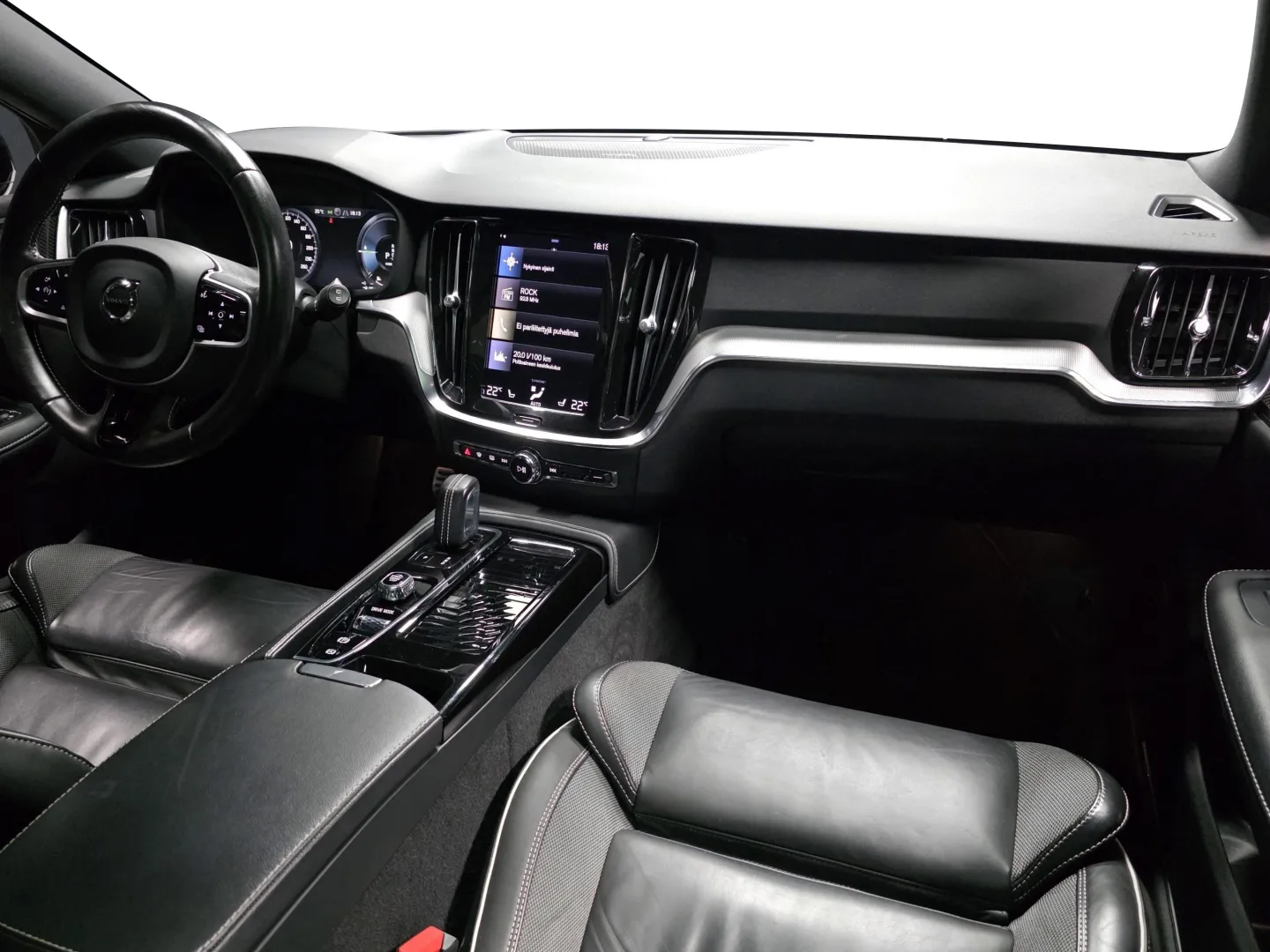 Autokuva 19 - XPN-141