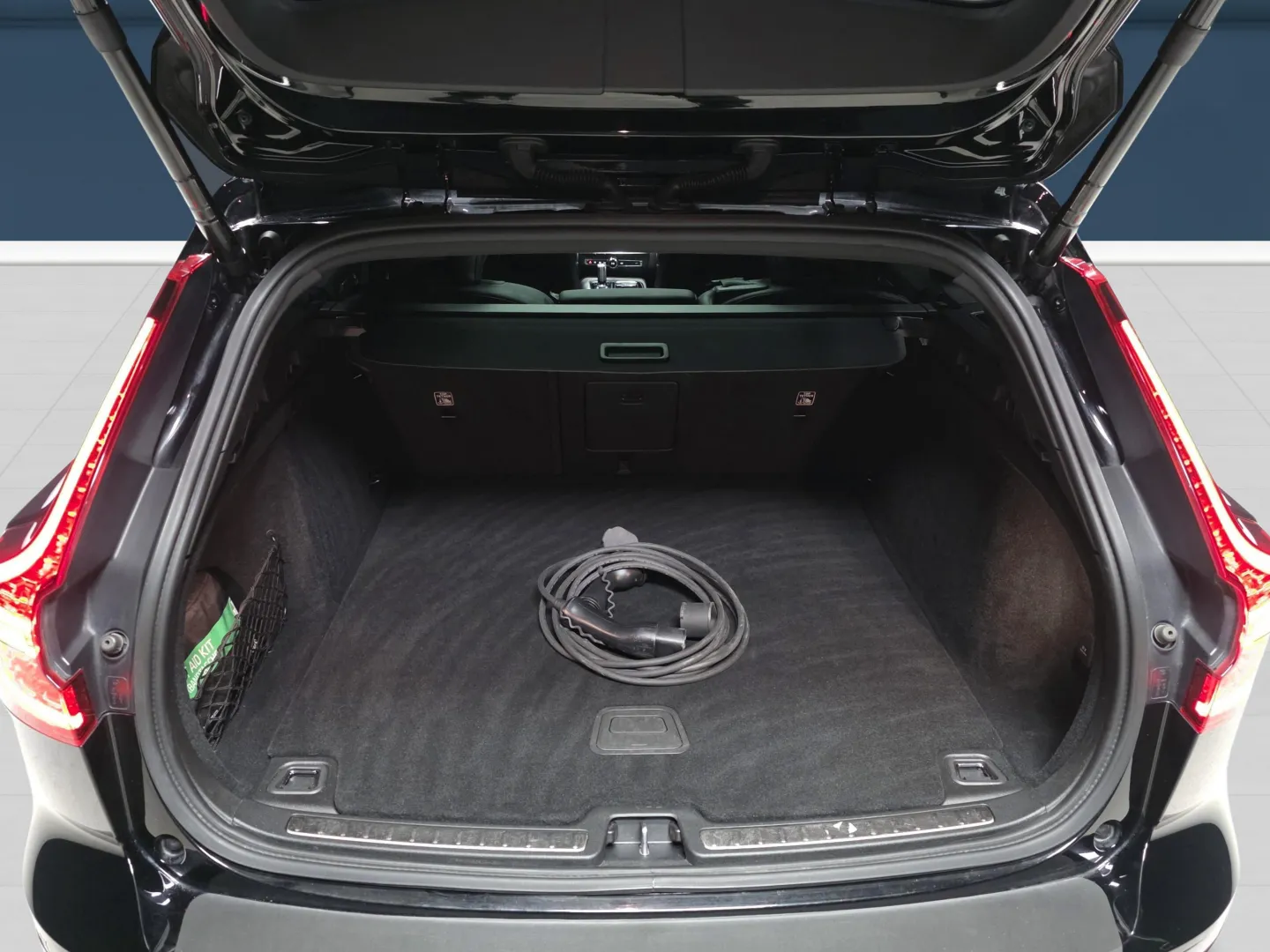 Autokuva 11 - XPN-141