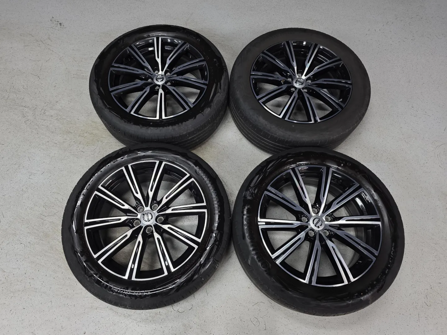 Autokuva 12 - XPN-252