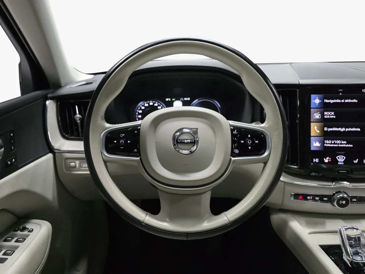 Autokuva 10 - XPN-252