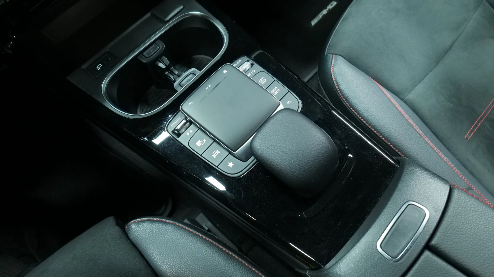 Autokuva 9 - XPT-332