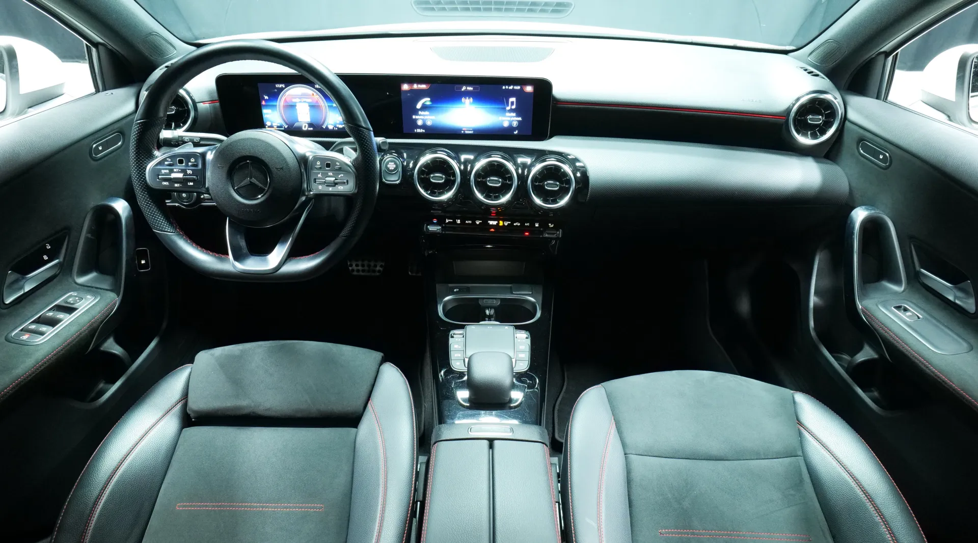 Autokuva 11 - XPT-332