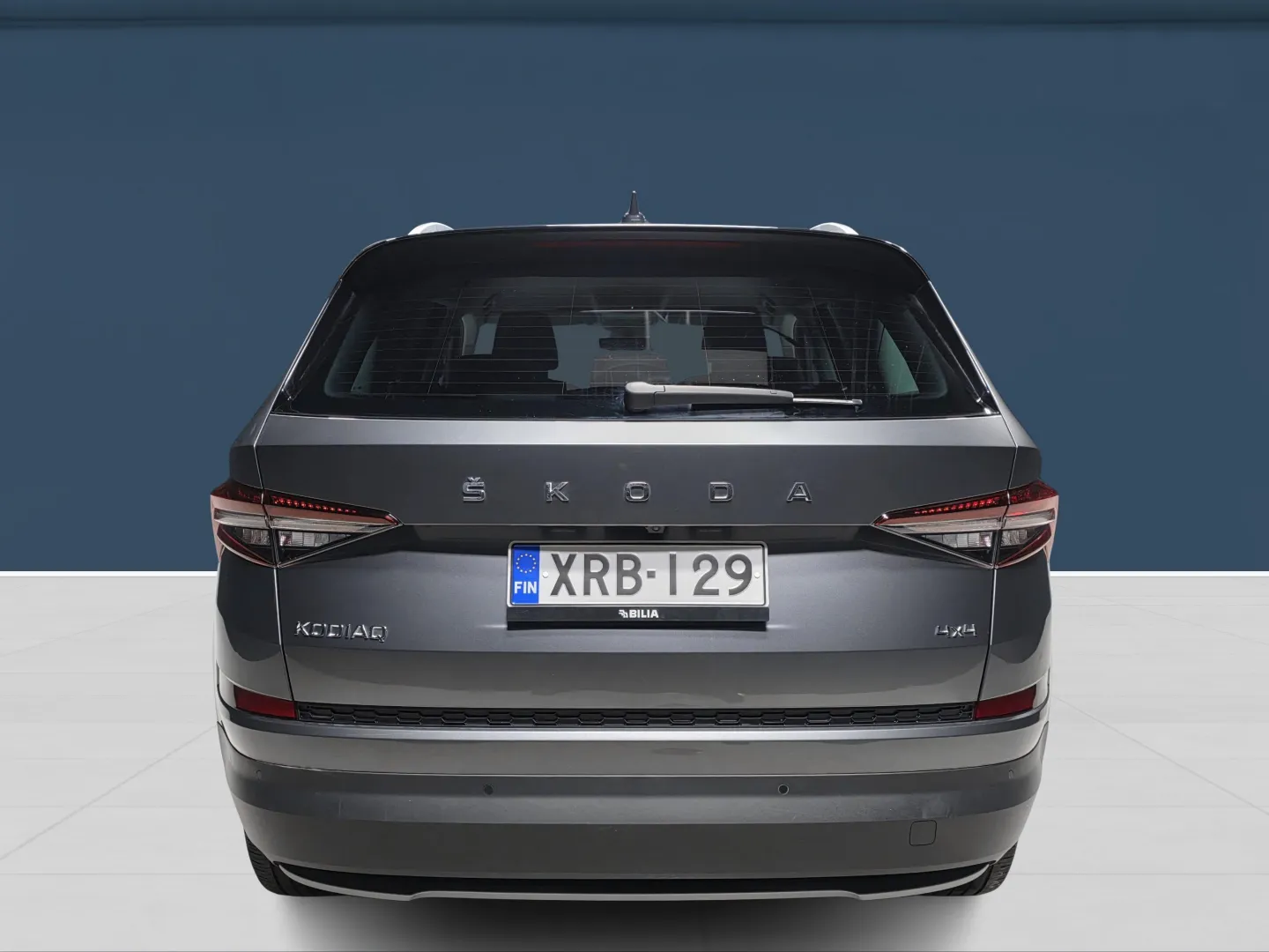Autokuva 5 - XRB-129
