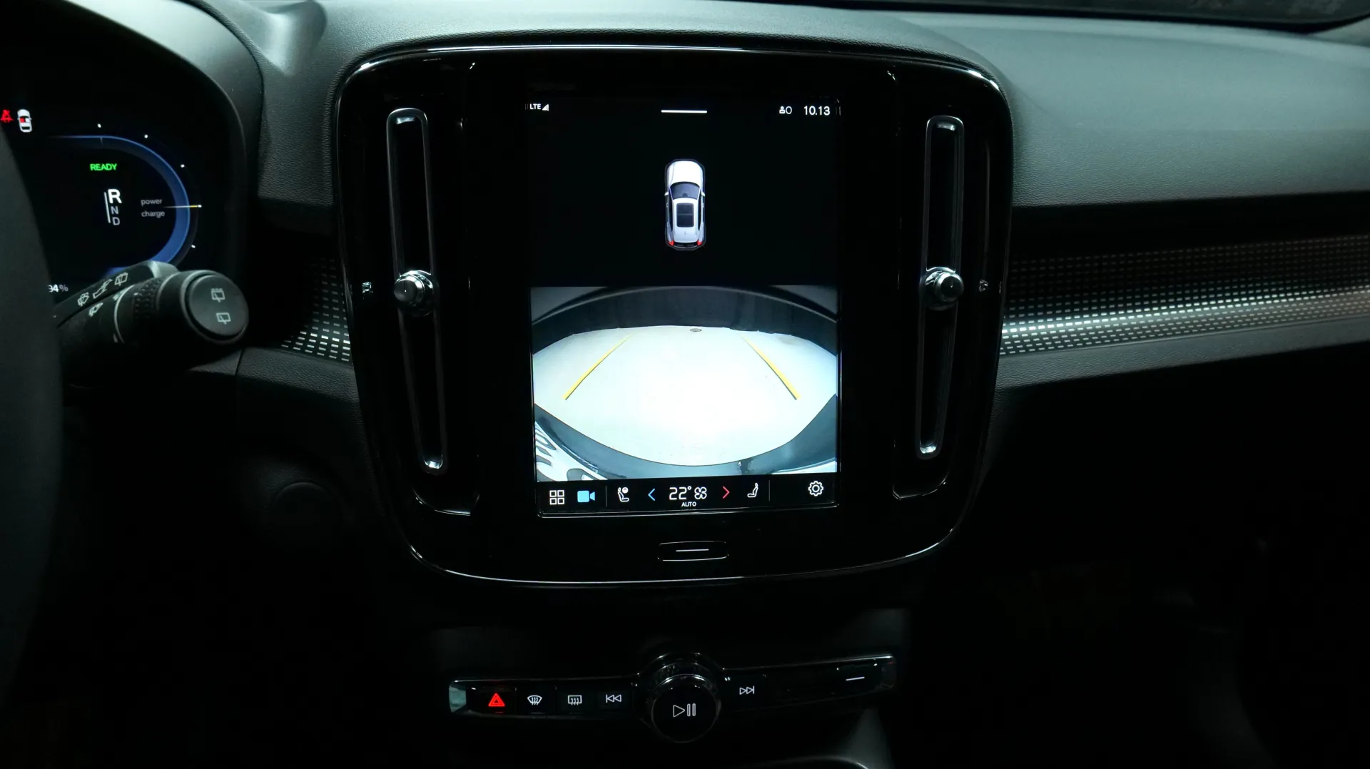 Autokuva 7 - XRB-268