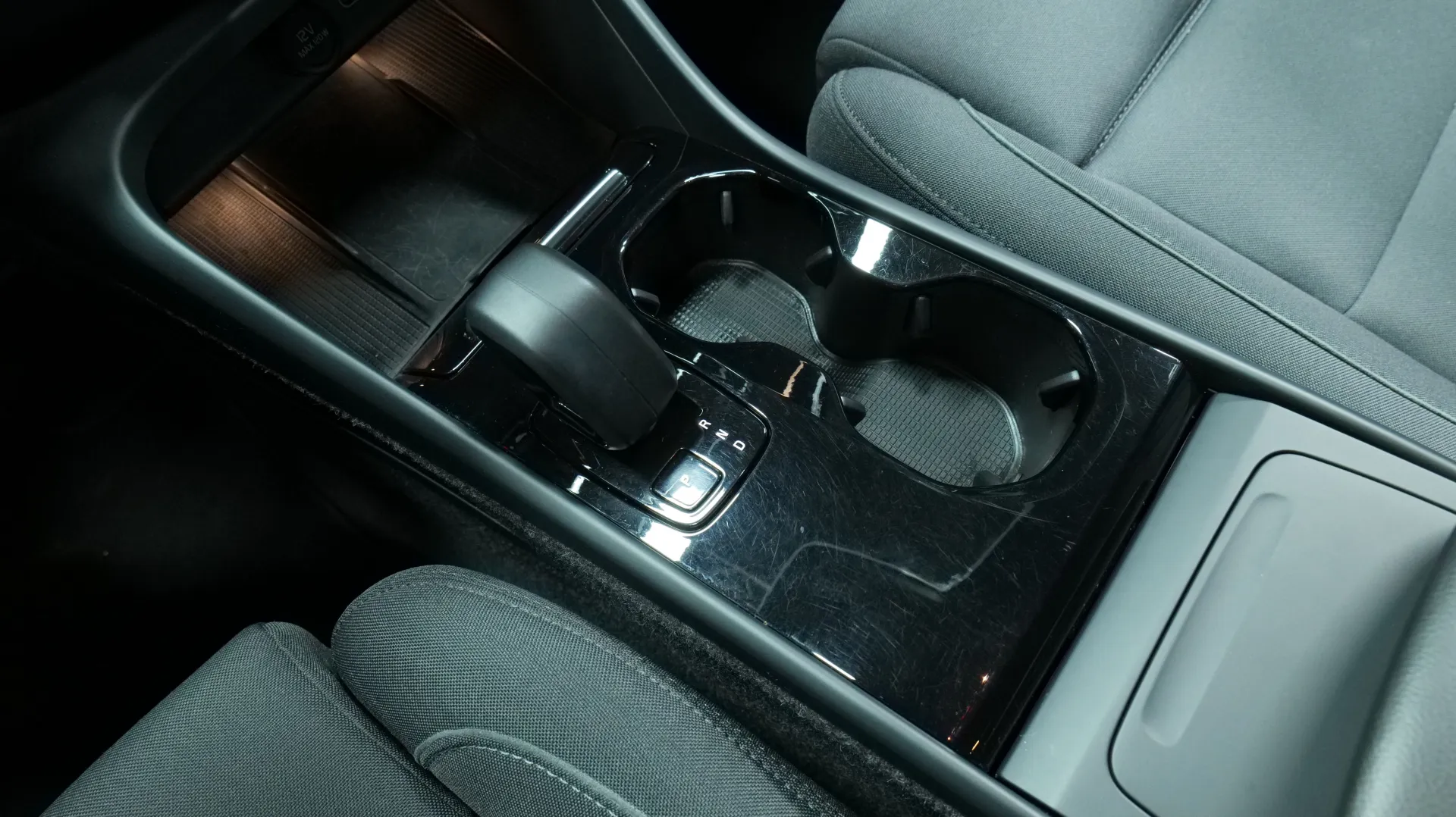 Autokuva 9 - XRB-268