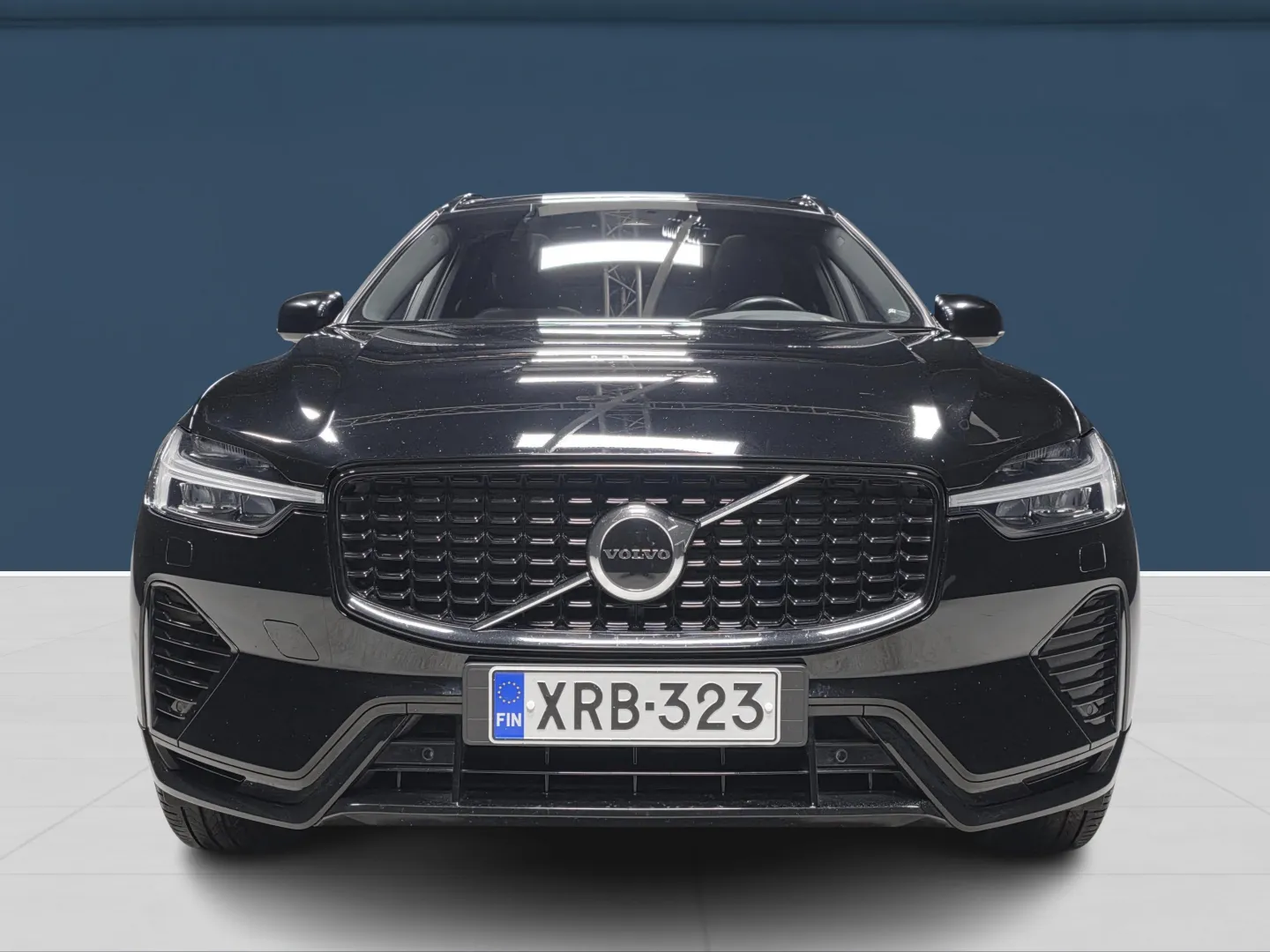 Autokuva 2 - XRB-323