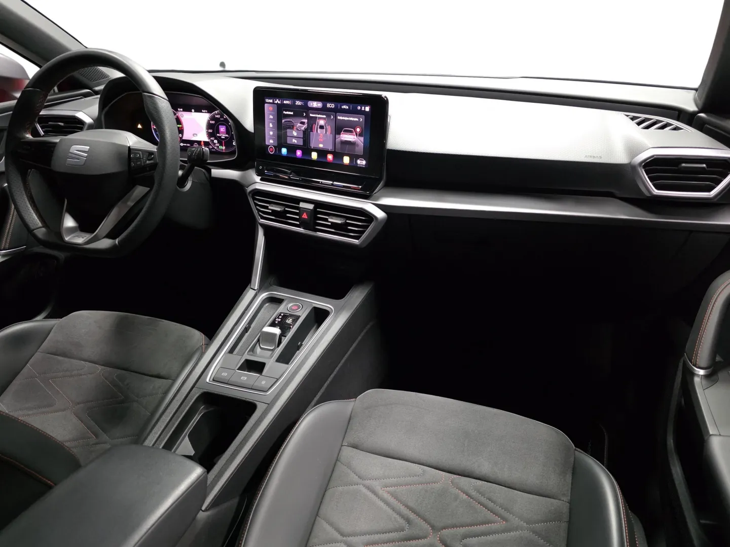 Autokuva 16 - XRB-462