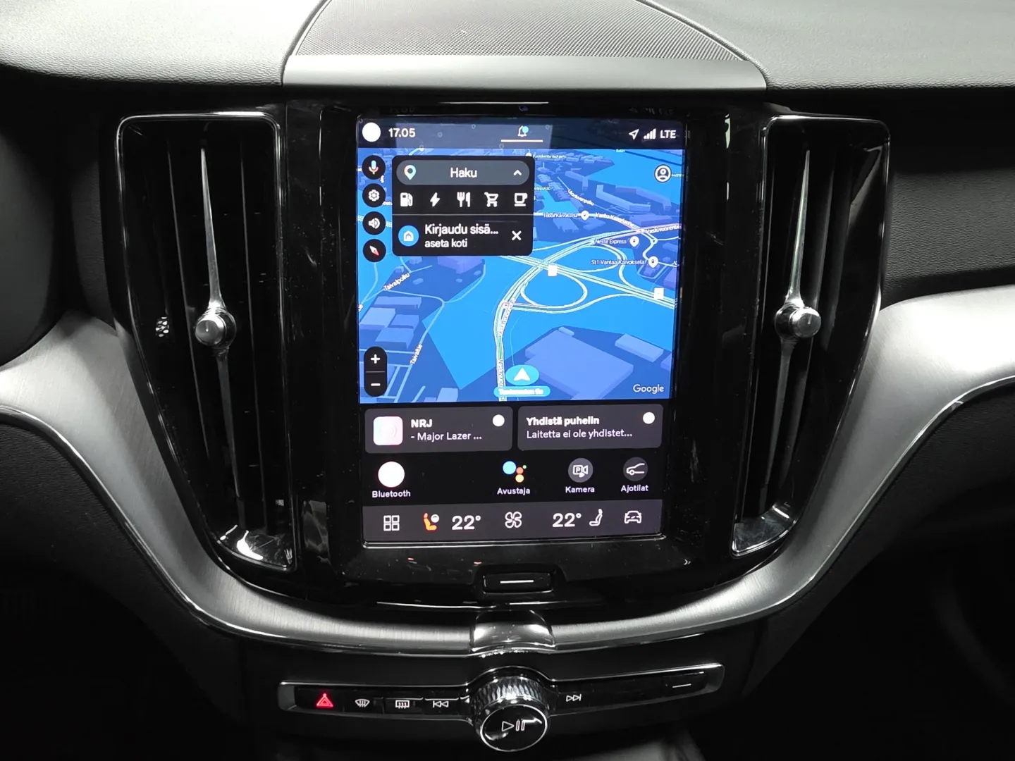 Autokuva 13 - XRB-656