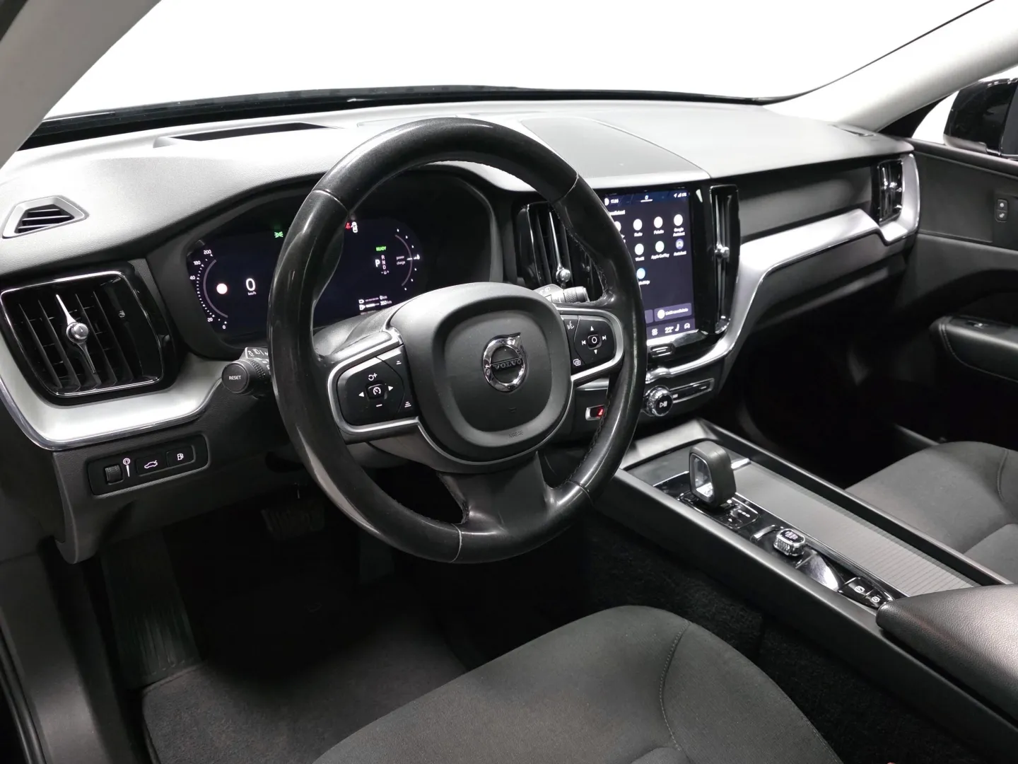 Autokuva 8 - XRB-656