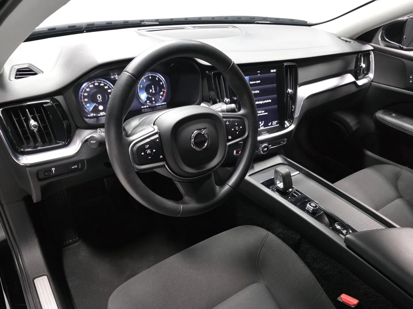 Autokuva 8 - XRB-730