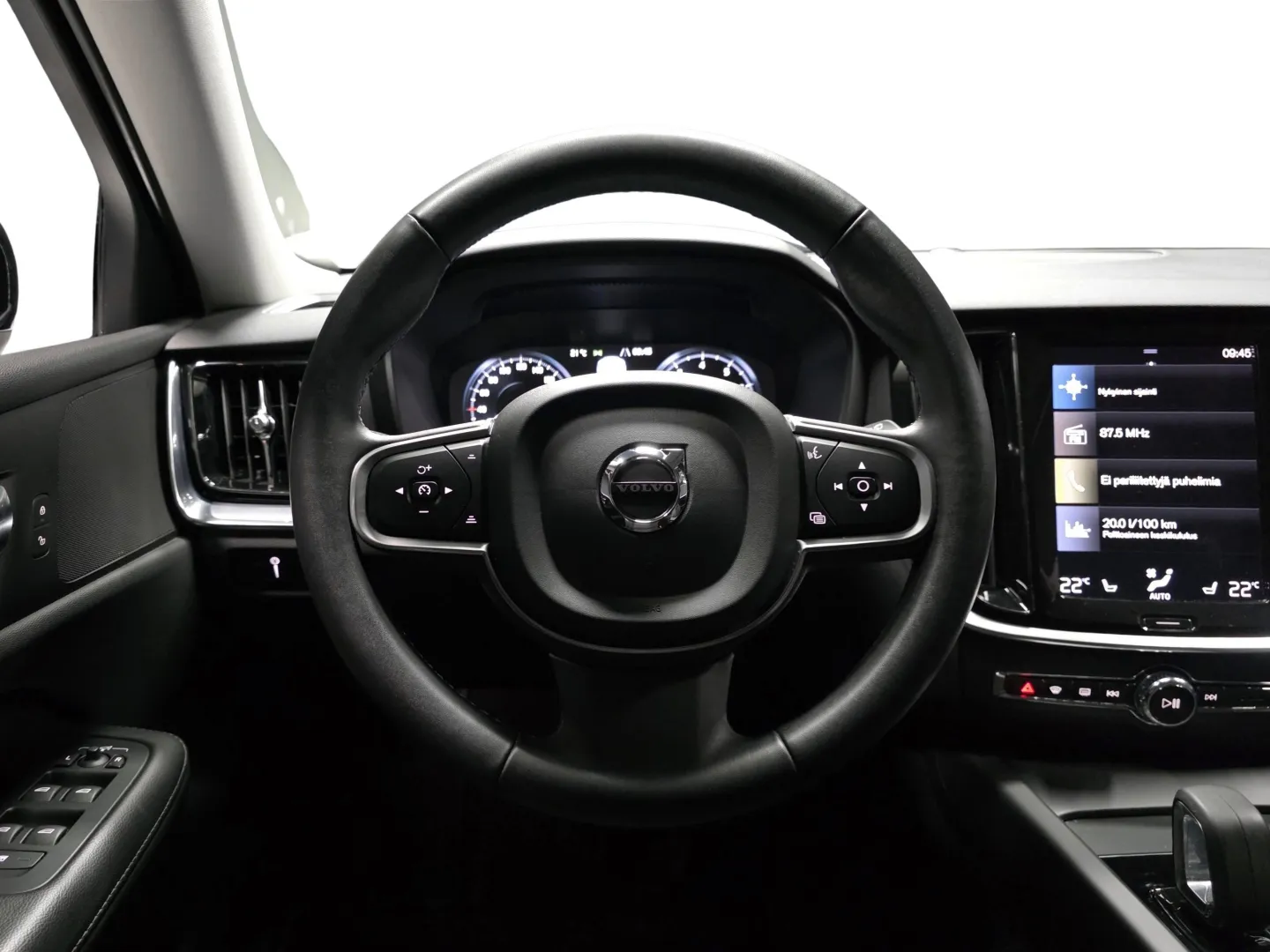 Autokuva 10 - XRB-730