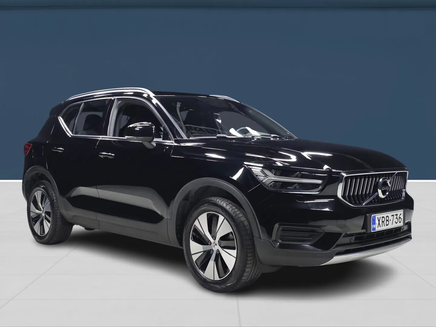 Autokuva 3 - XRB-736