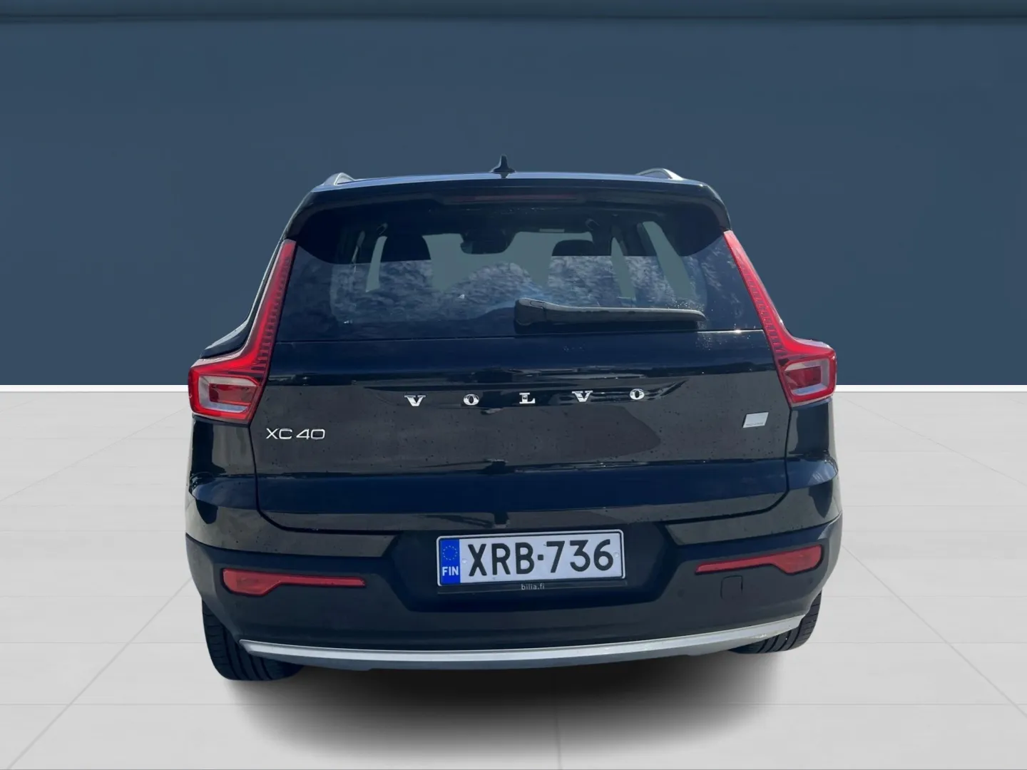 Autokuva 5 - XRB-736