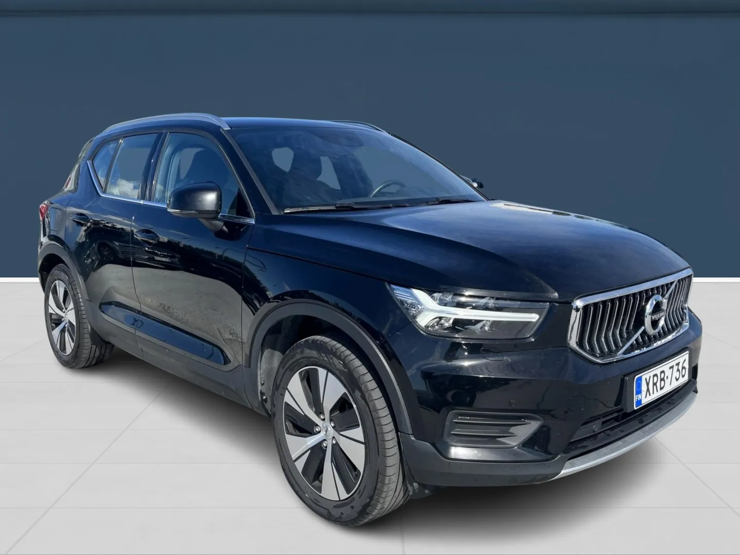 Autokuva 3 - XRB-736