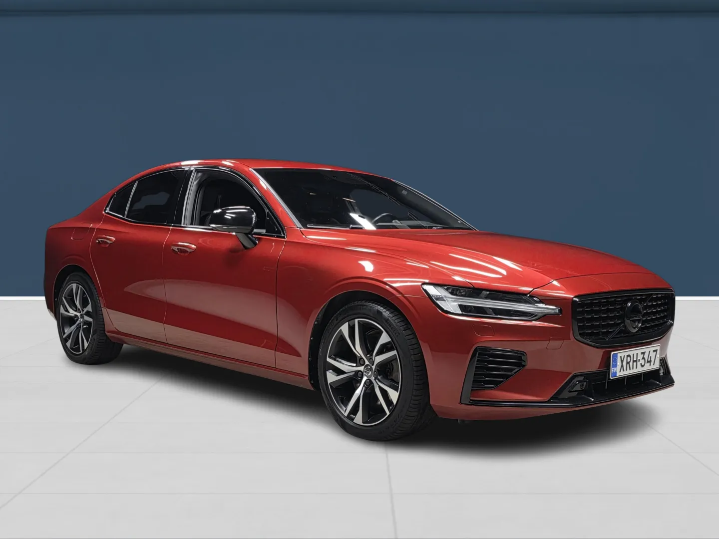 Autokuva 3 - XRH-347