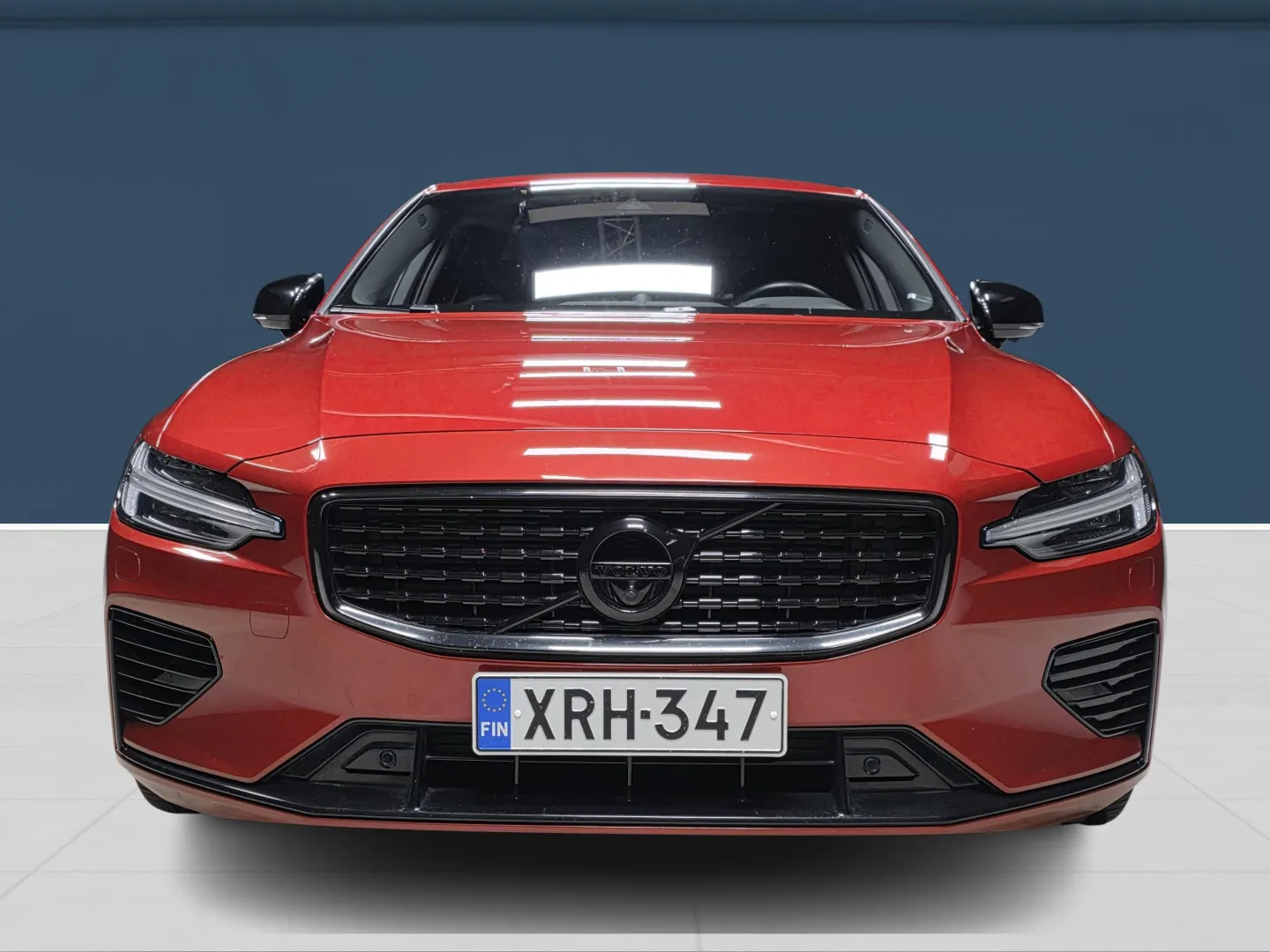 Autokuva 2 - XRH-347