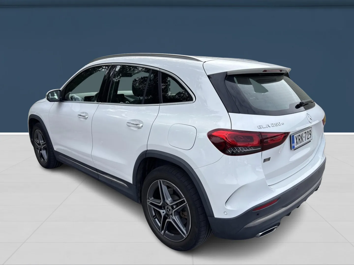 Autokuva 3 - XRK-729