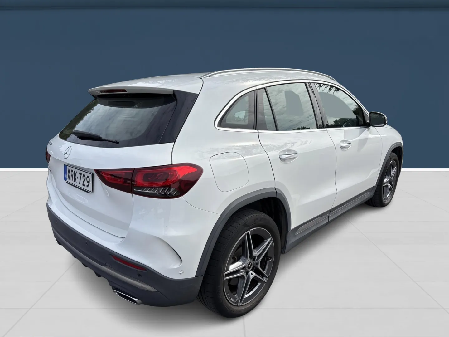 Autokuva 2 - XRK-729