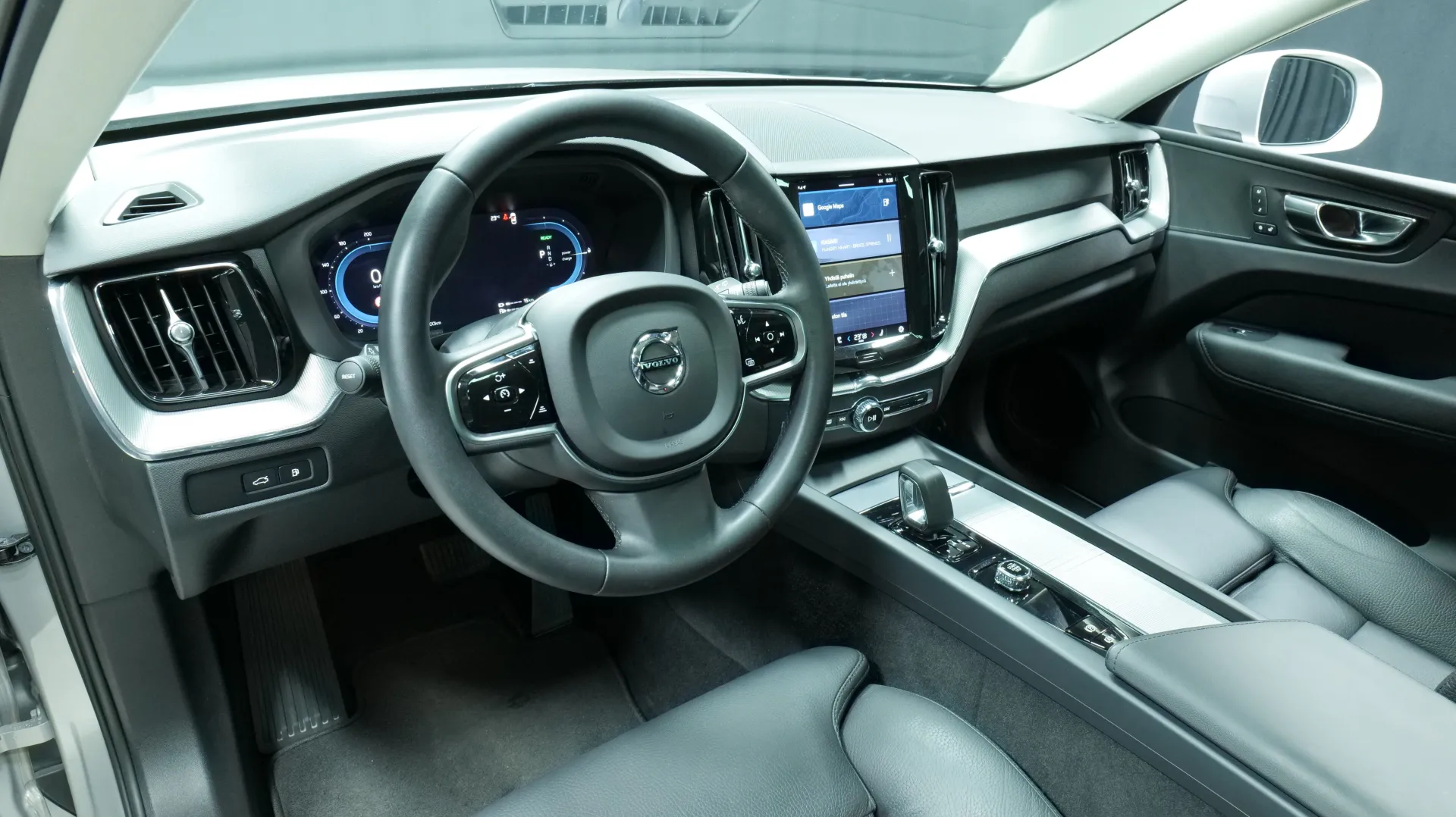 Autokuva 13 - XRO-711