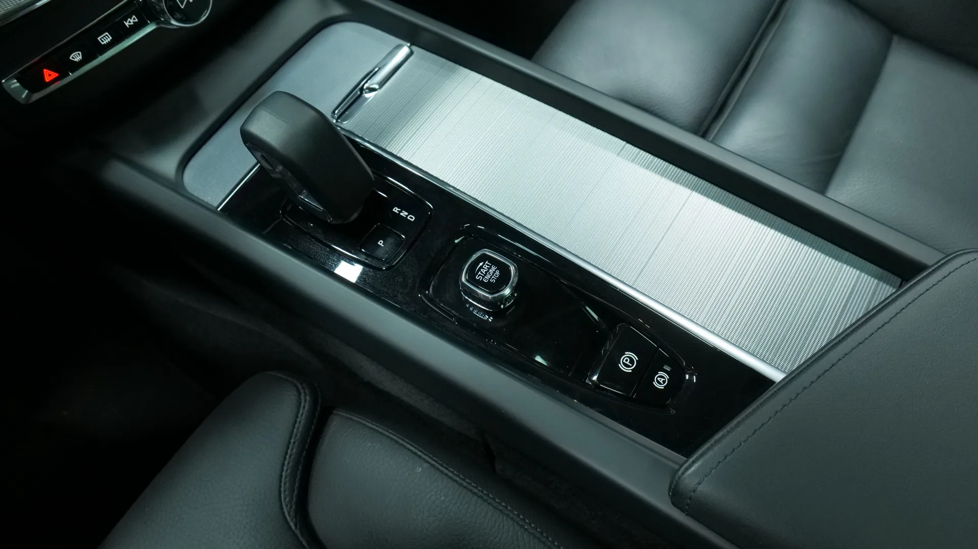 Autokuva 10 - XRO-711