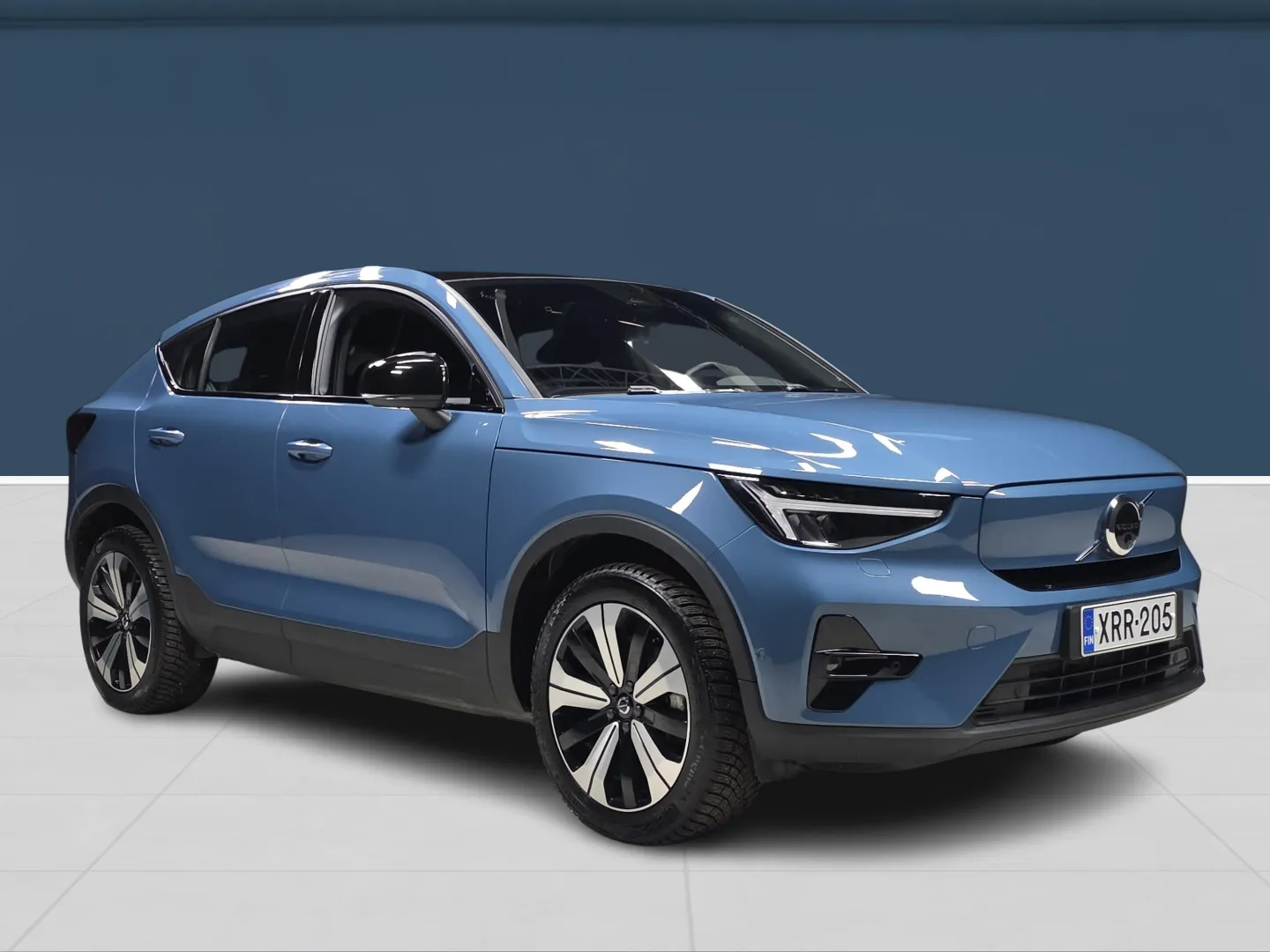 Autokuva 3 - XRR-205